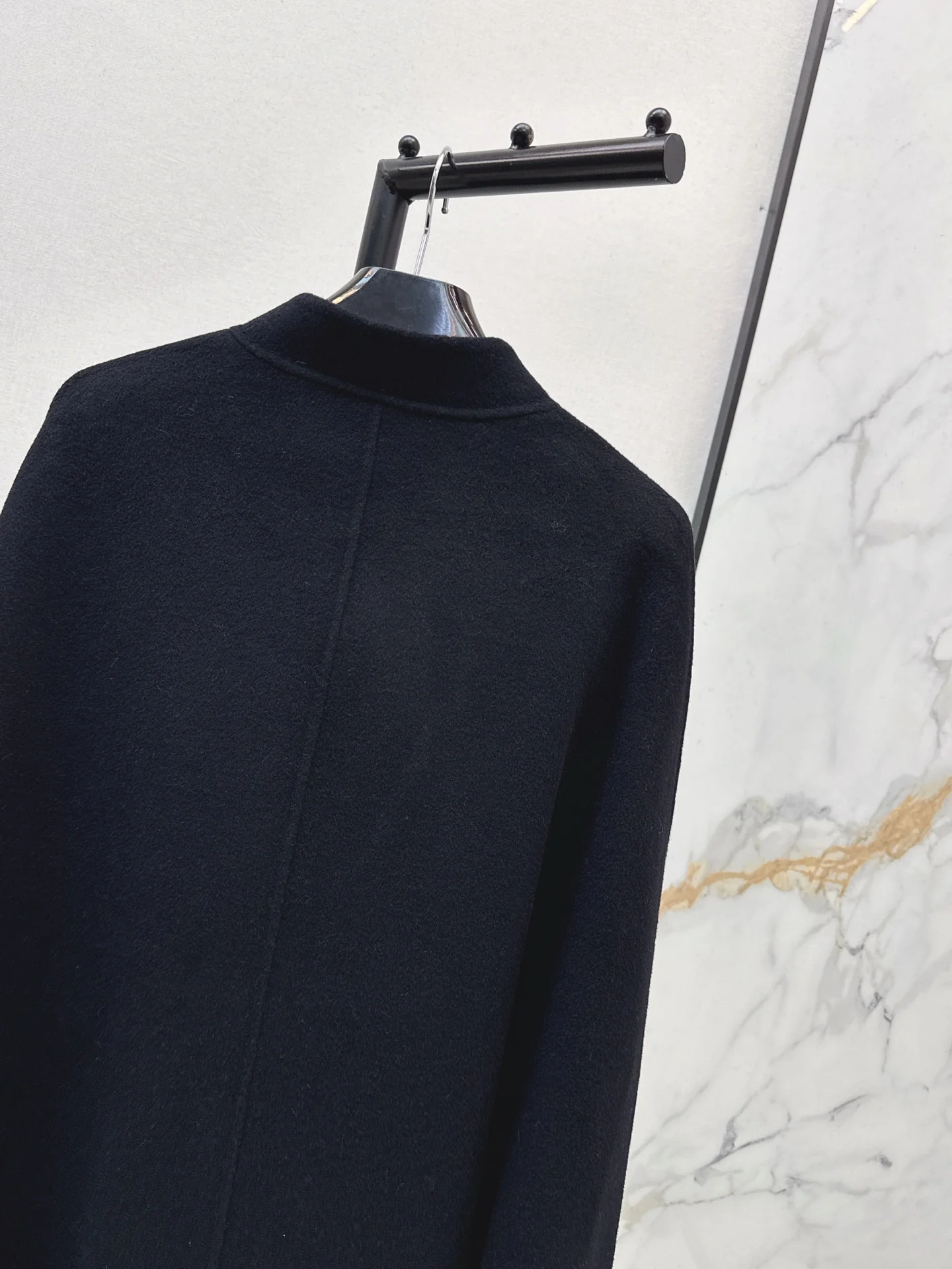 Celi 25fw cape coats