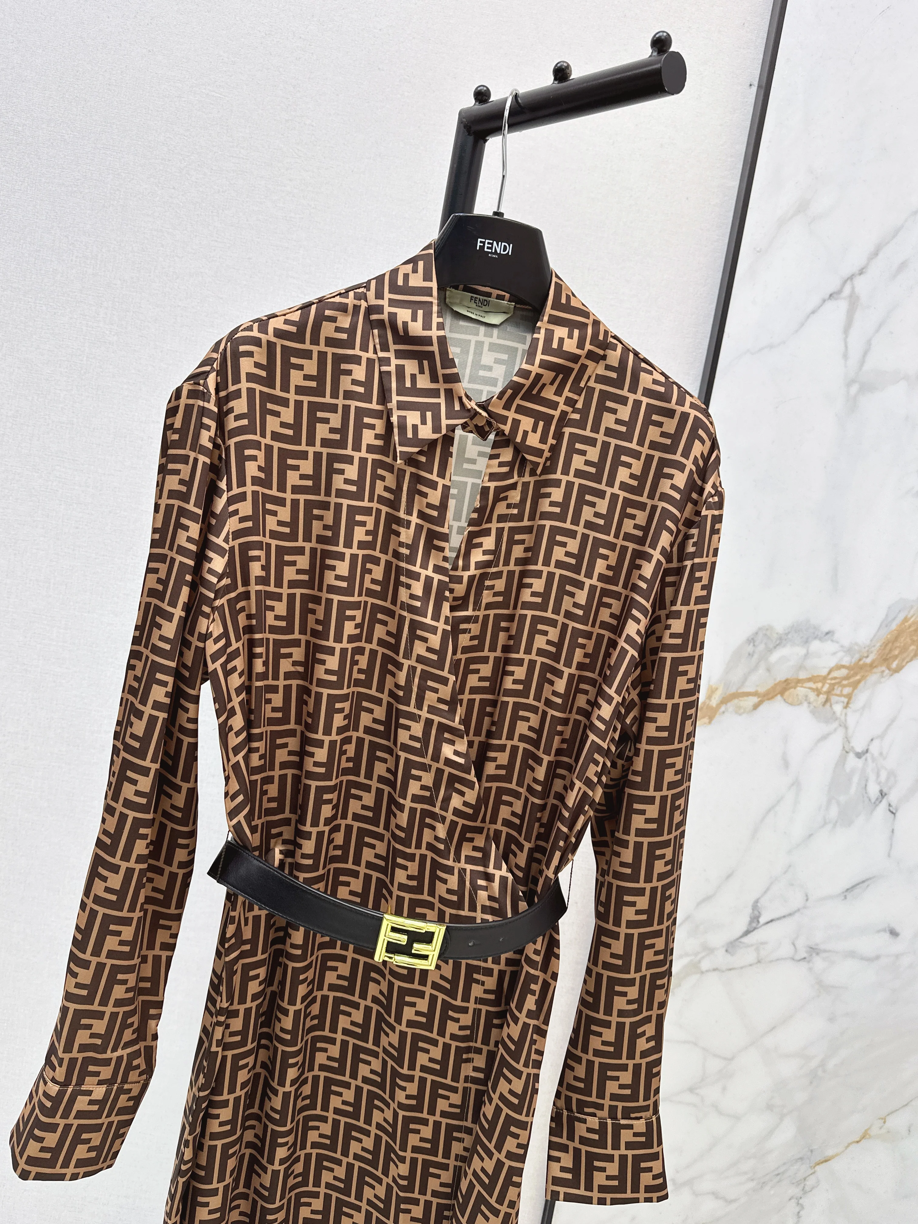 Fend 26ss silk dress with belted