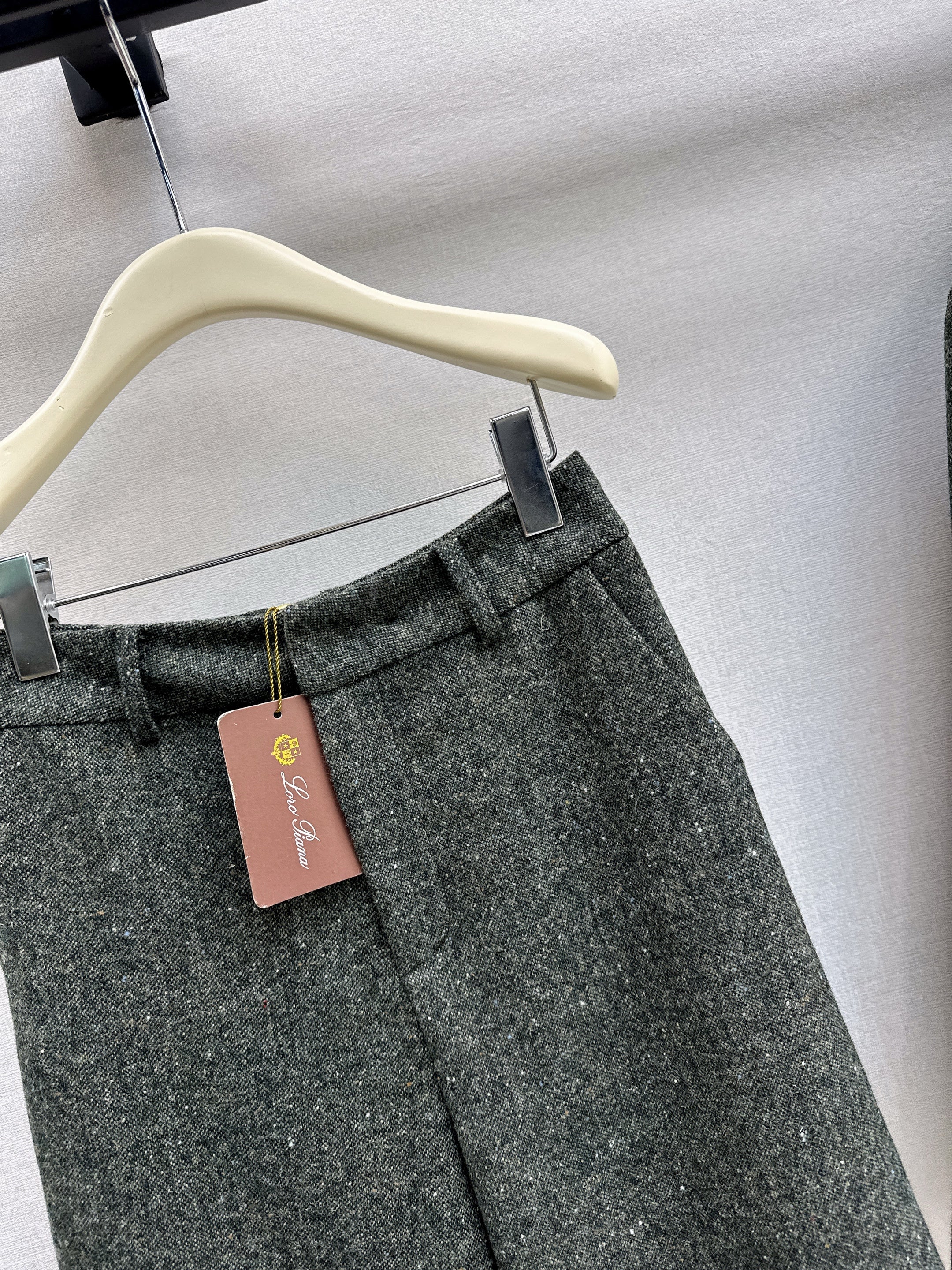 Loro 26ss wool mid pants