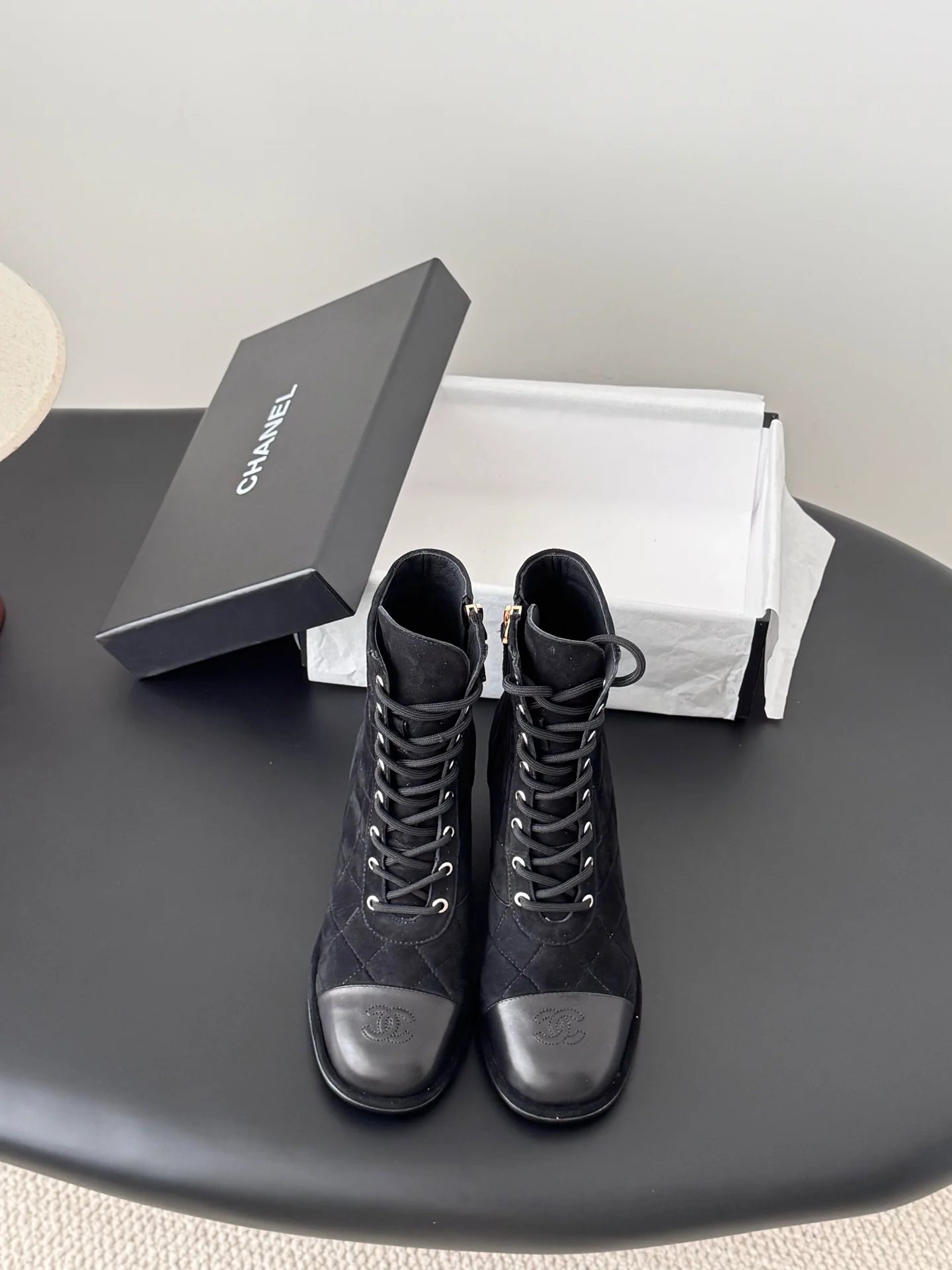 Chan 26ss ankle boots