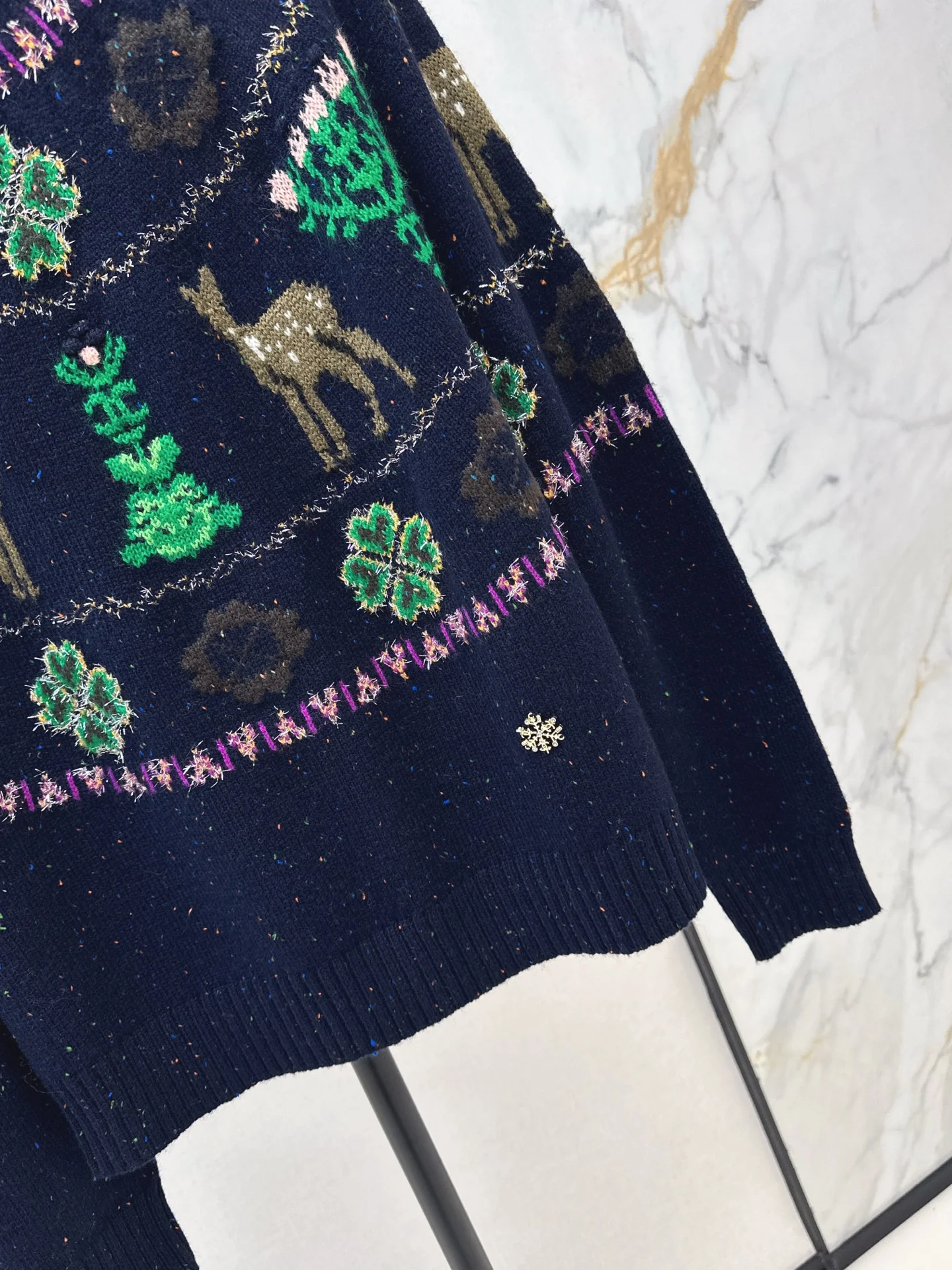 Chan 25fw christmas sweater