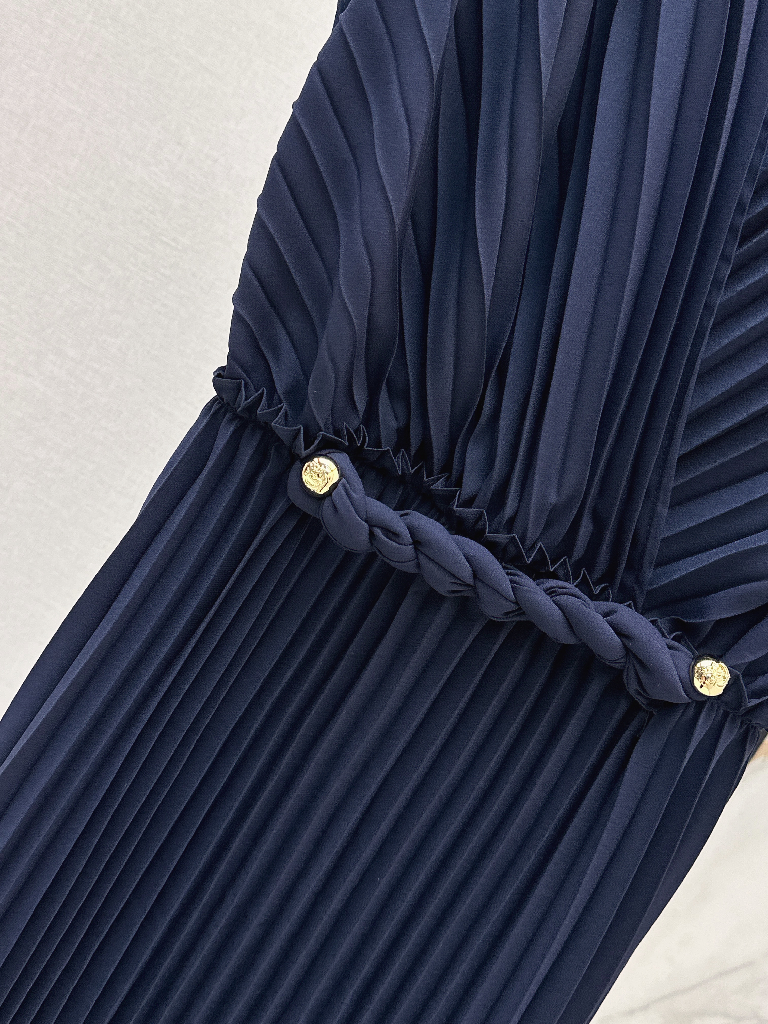 Loui 26ss pleated dress
