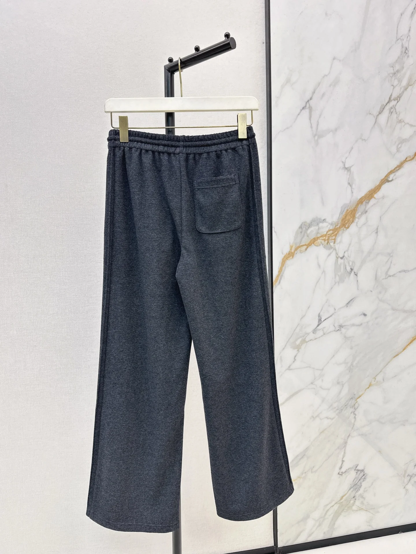 Loe 25fw wide pants