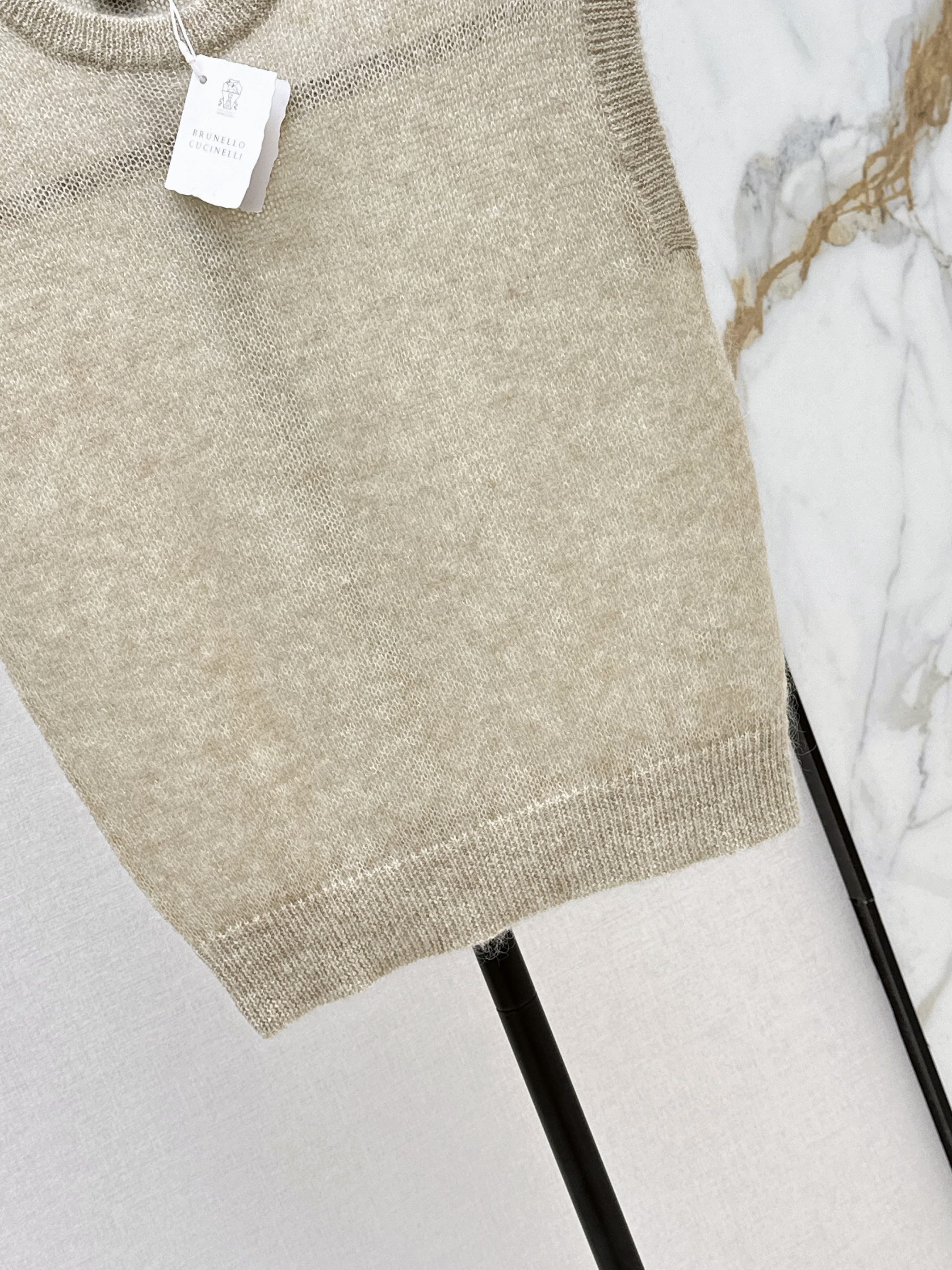 Brun 26ss hollow sleeveless knitwear