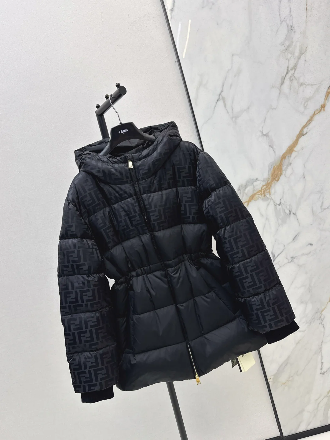 Fend 25fw down jacket