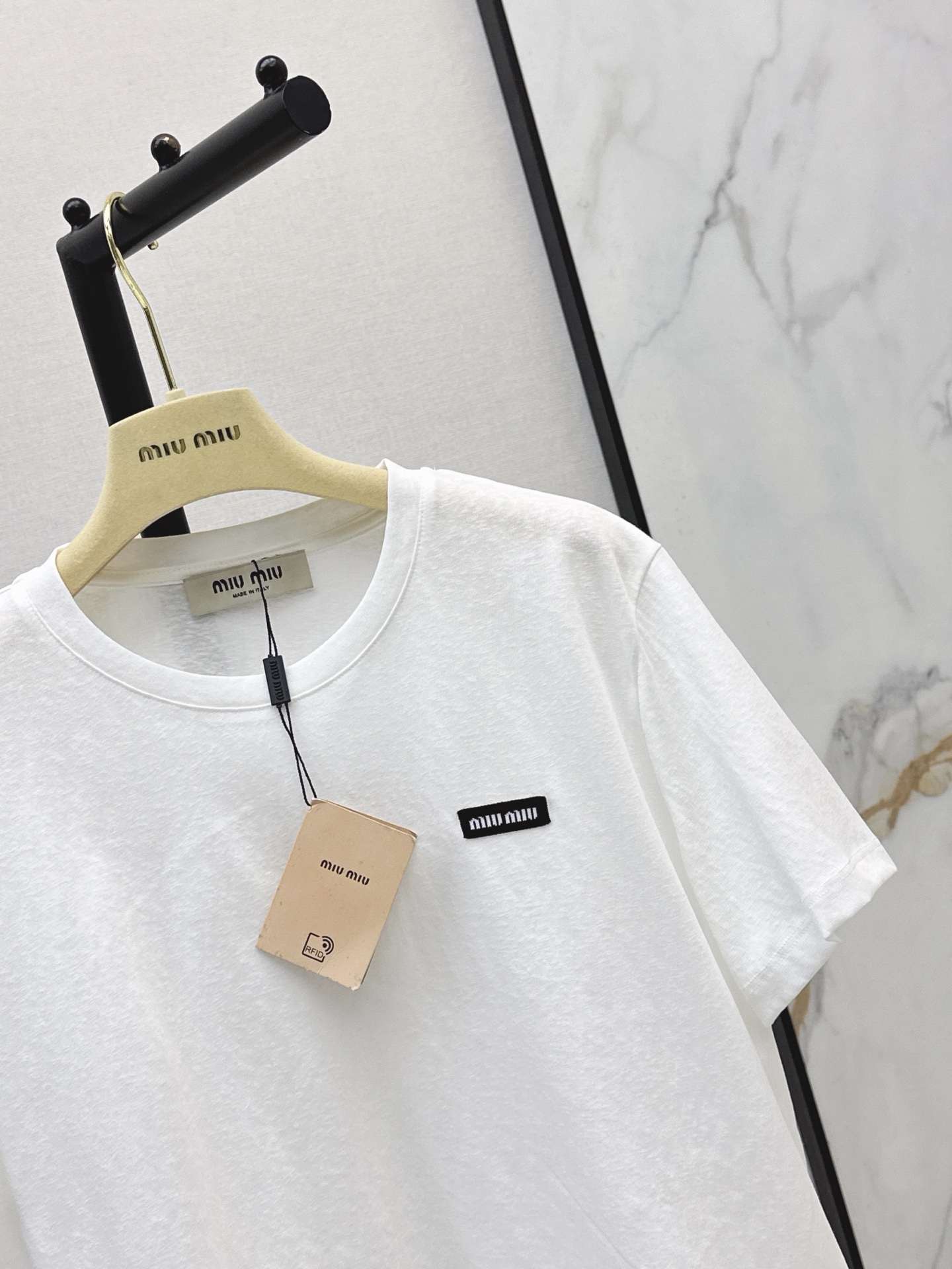 Miu 26ss embroidery t-shirt
