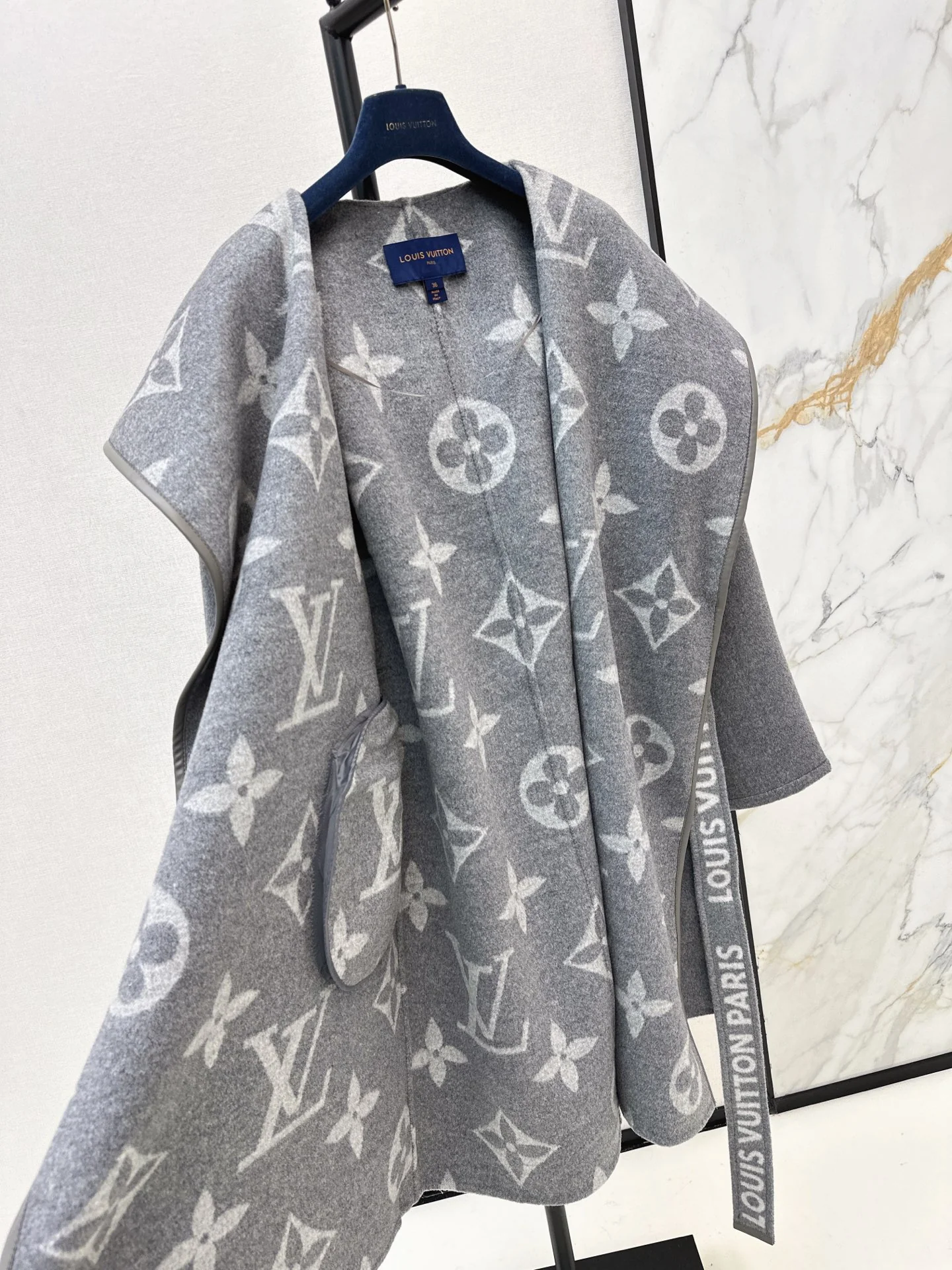 Louis 25fw reversible overcoats