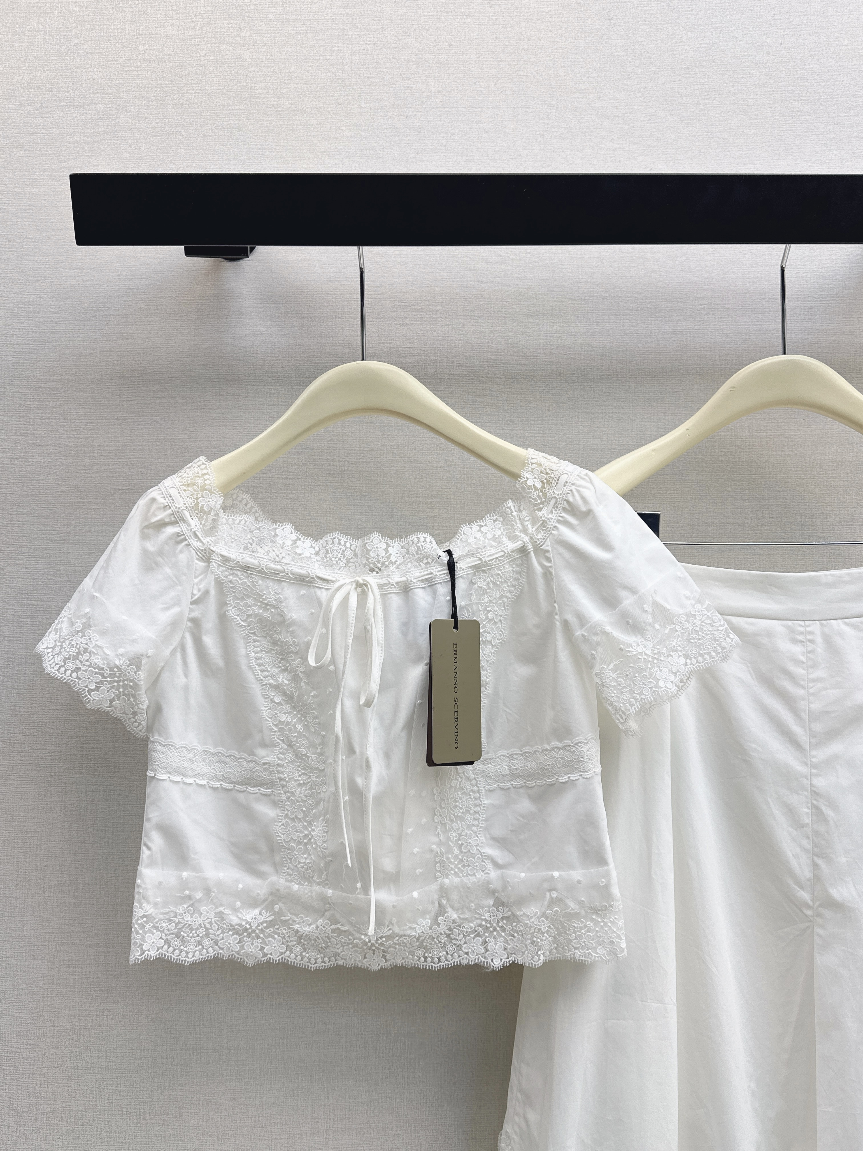 ES 26ss lace crop top skirt set