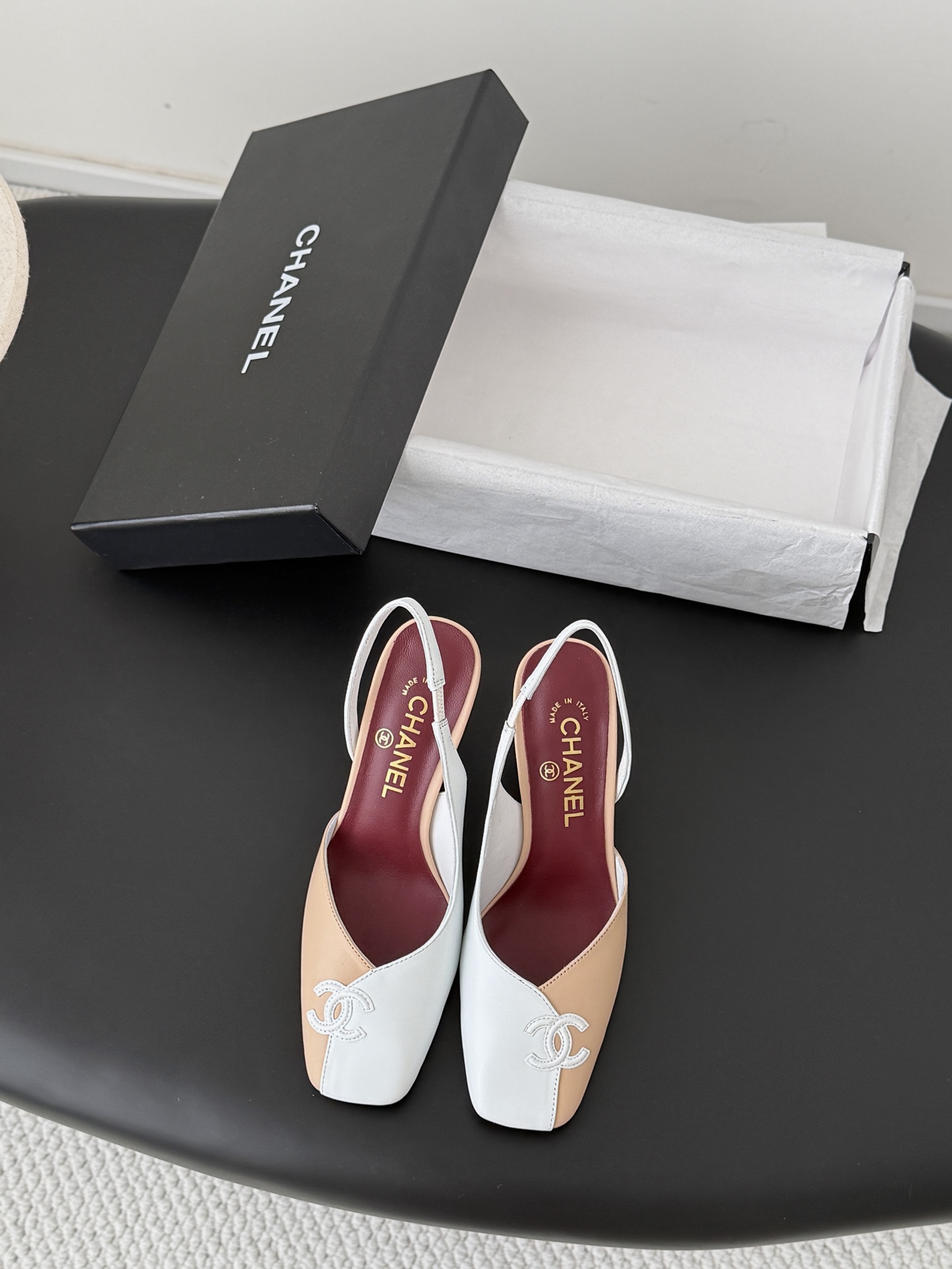 Chan 26ss slingback heel