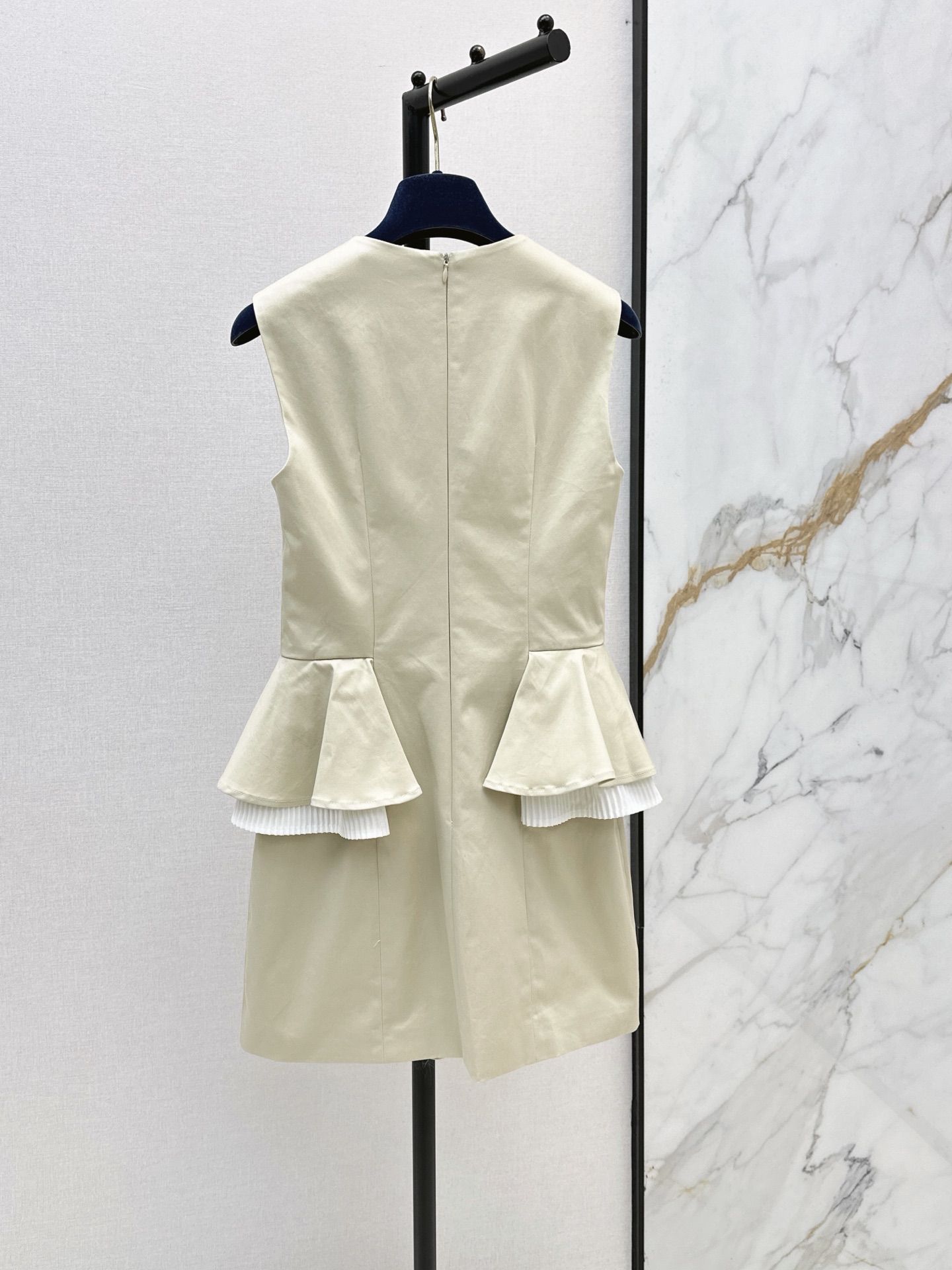 Loui 26ss 2in1 sleeveless dress