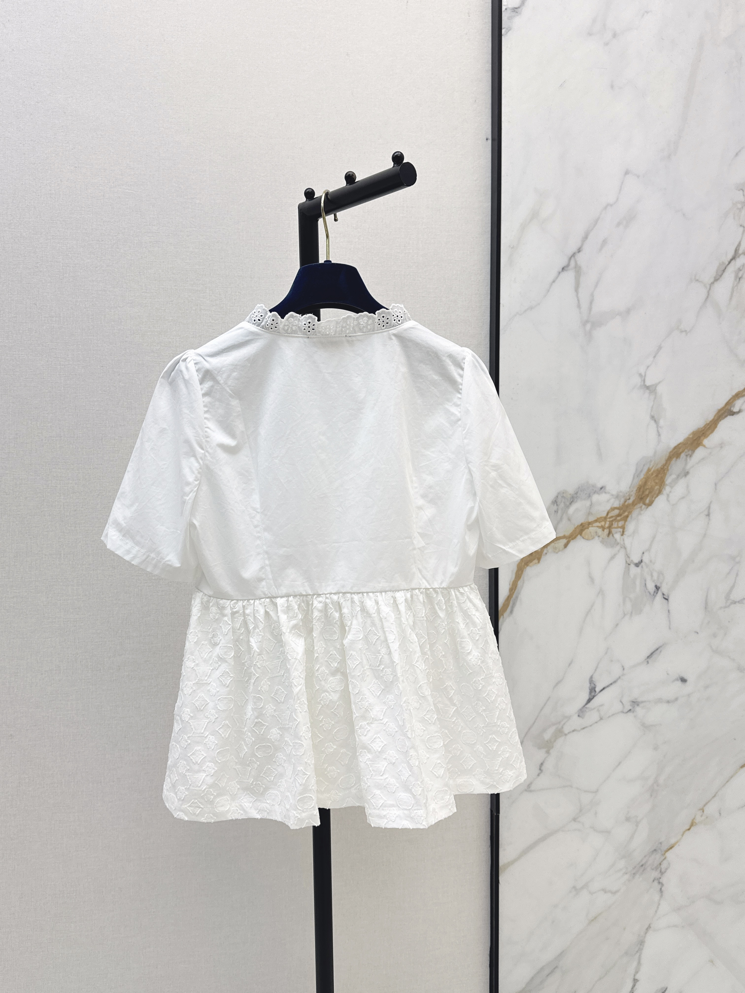 Loui 26ss lace trim puff-sleeve blouse