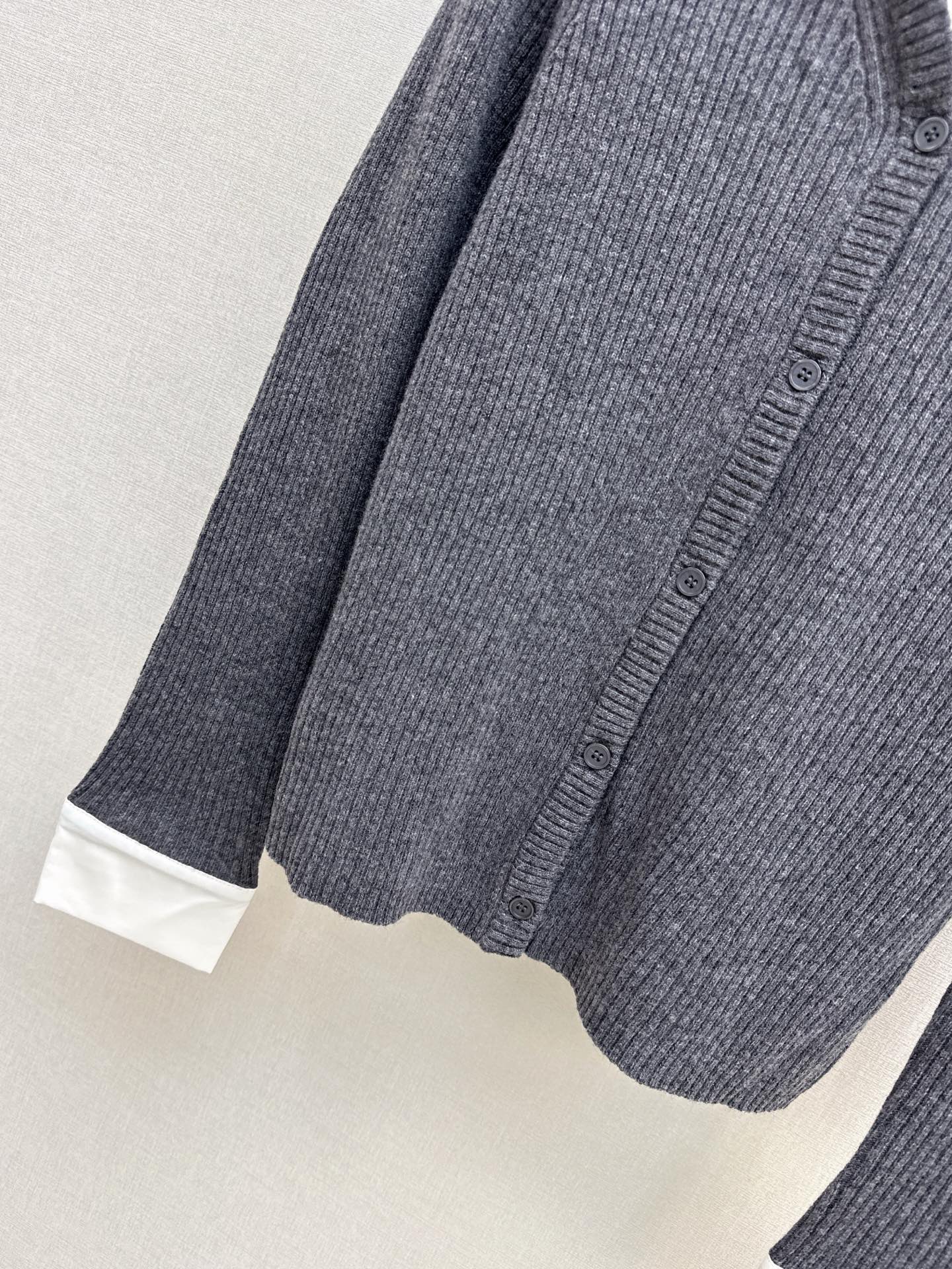 Miu 26SS 2in1 knit shirt