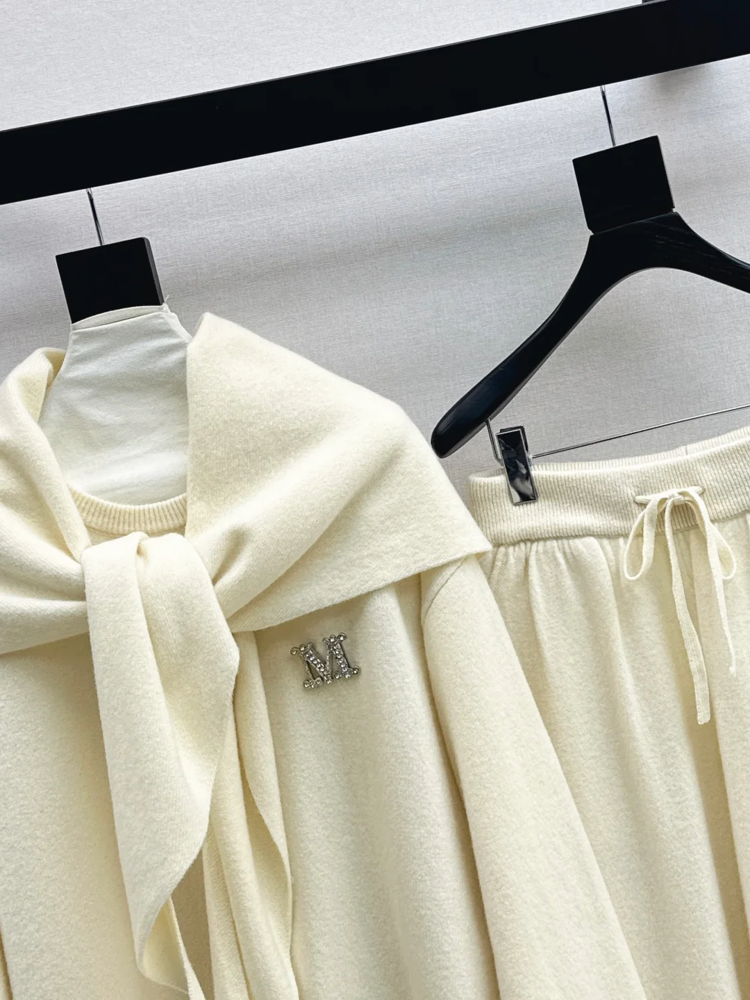 Max 25fw wool sweater+shawl wraps pants sets