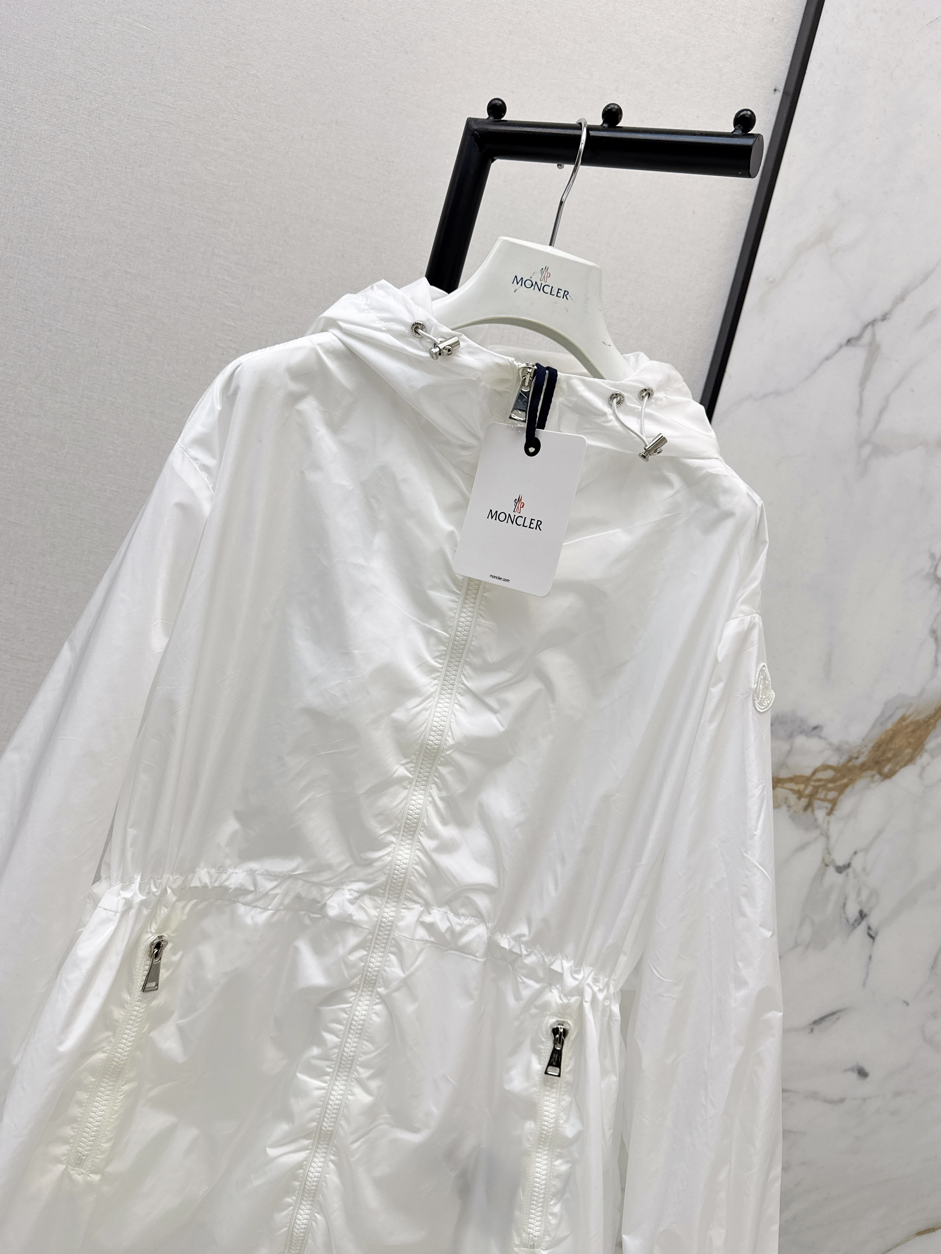 Monc 26ss trench coats