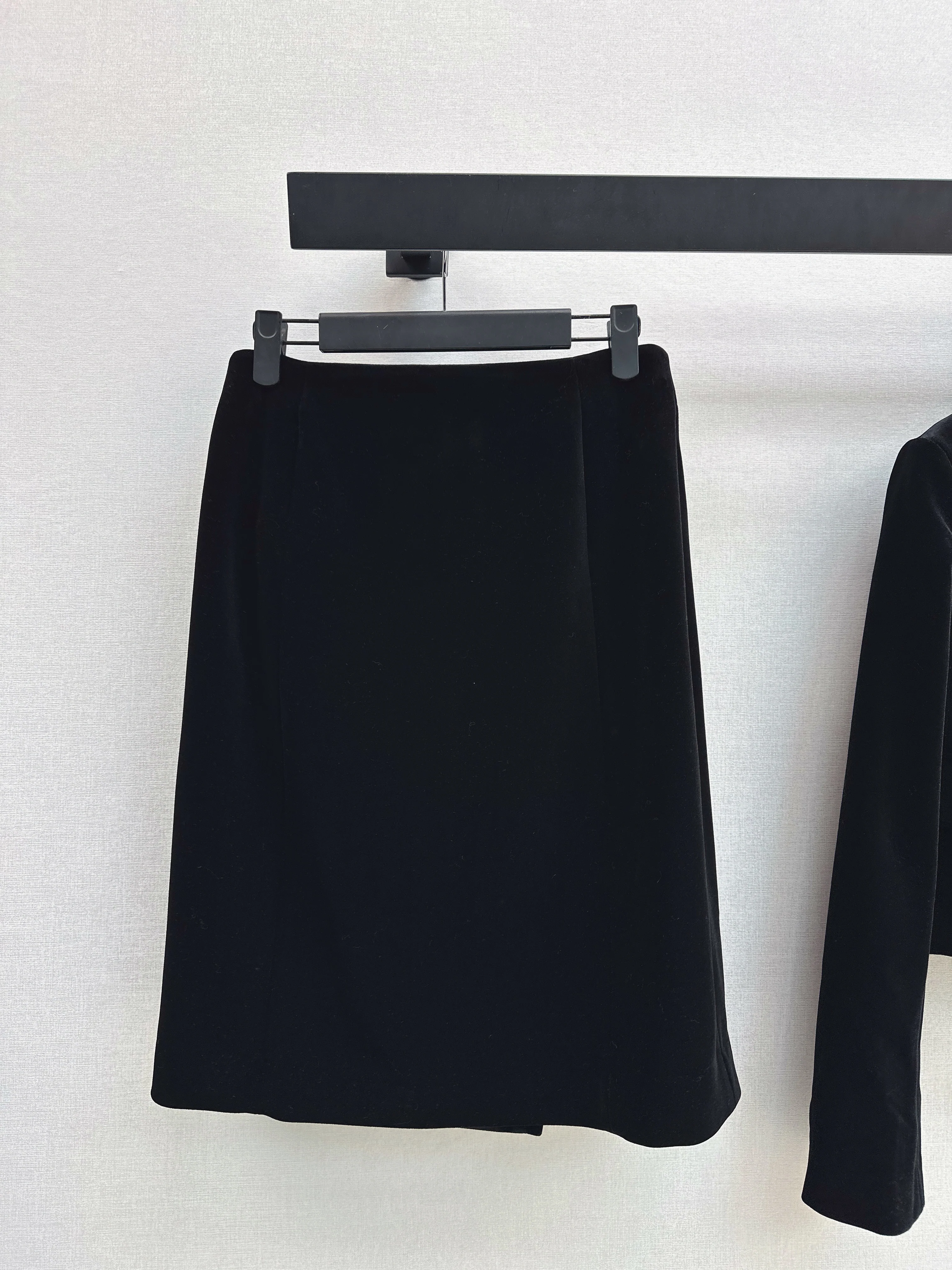 Prad 26ss velvet skirts