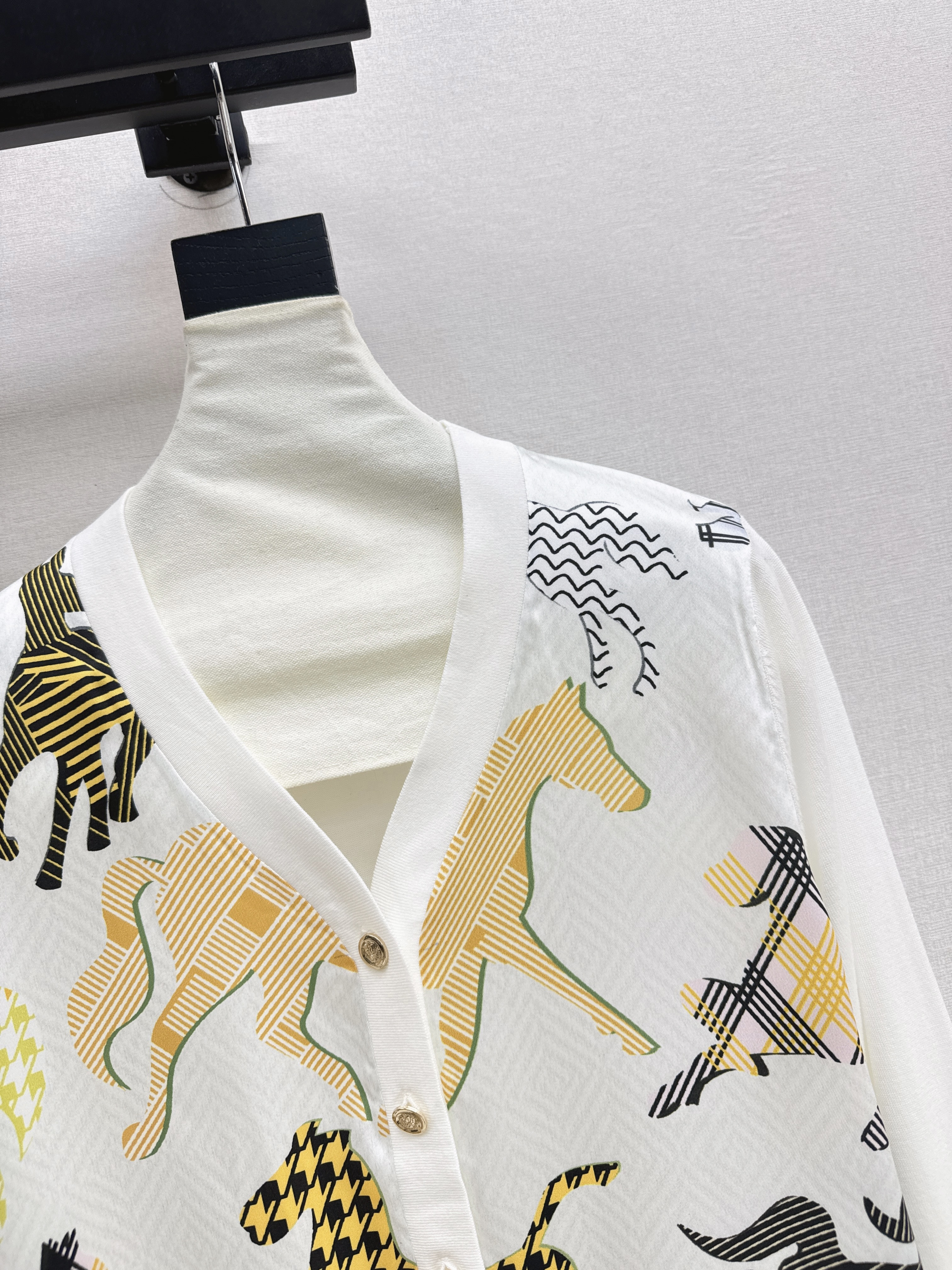 Her 26ss print knit cardigan