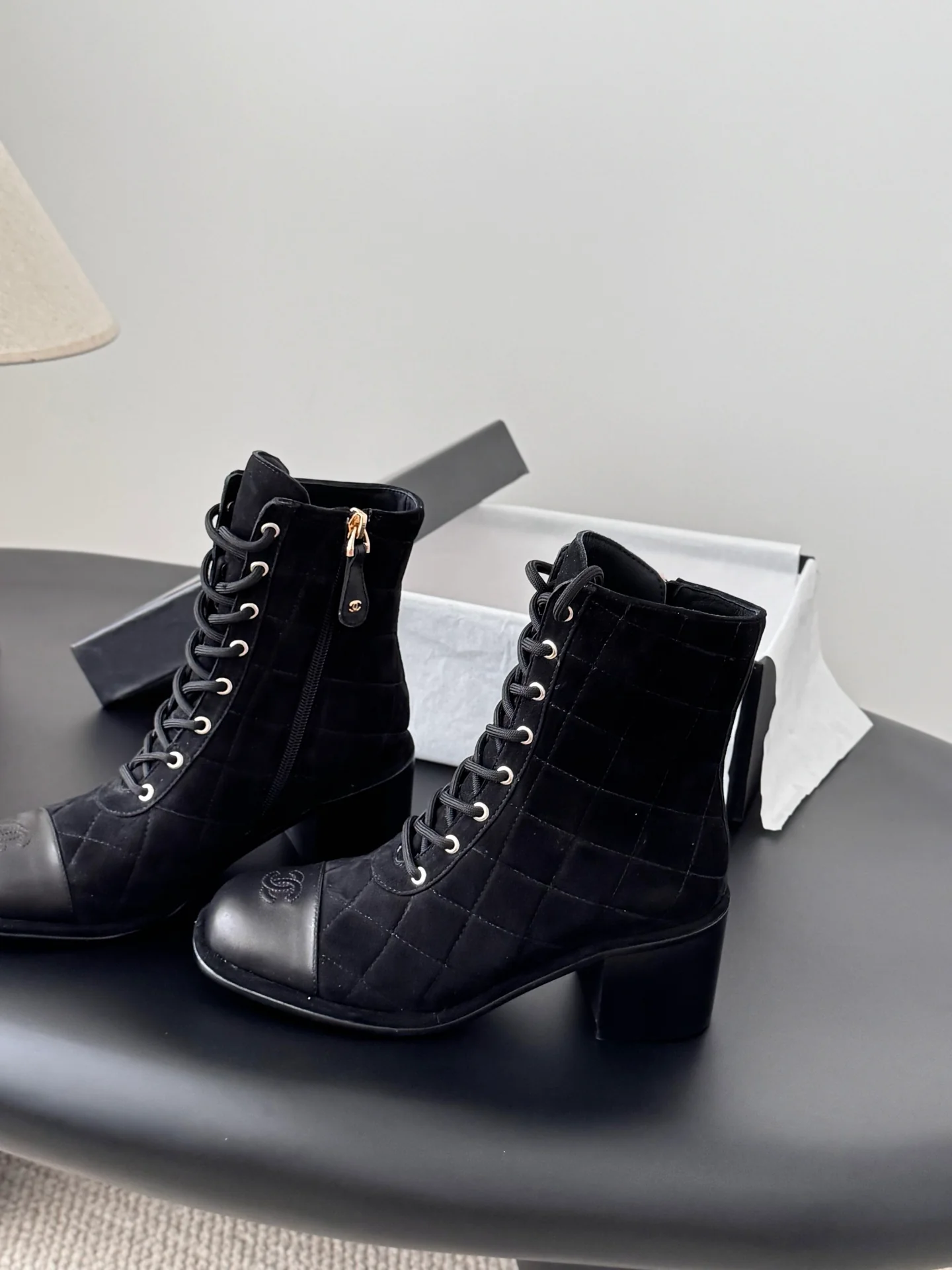 Chan 26ss ankle boots