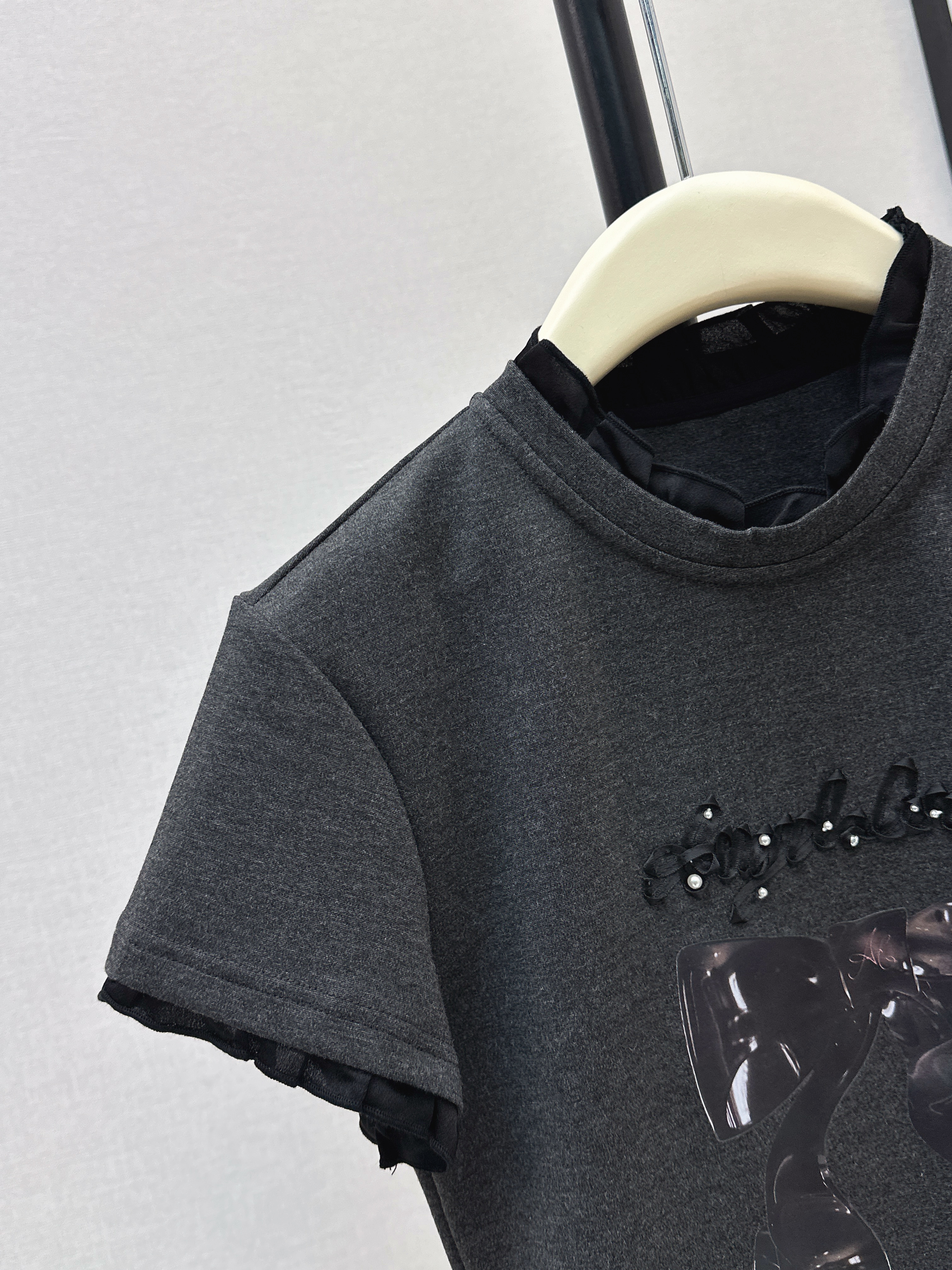 26SS Bow Graphic T-Shirt