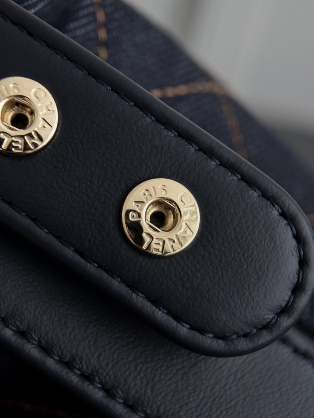 Chan 26P denim clutch with chain