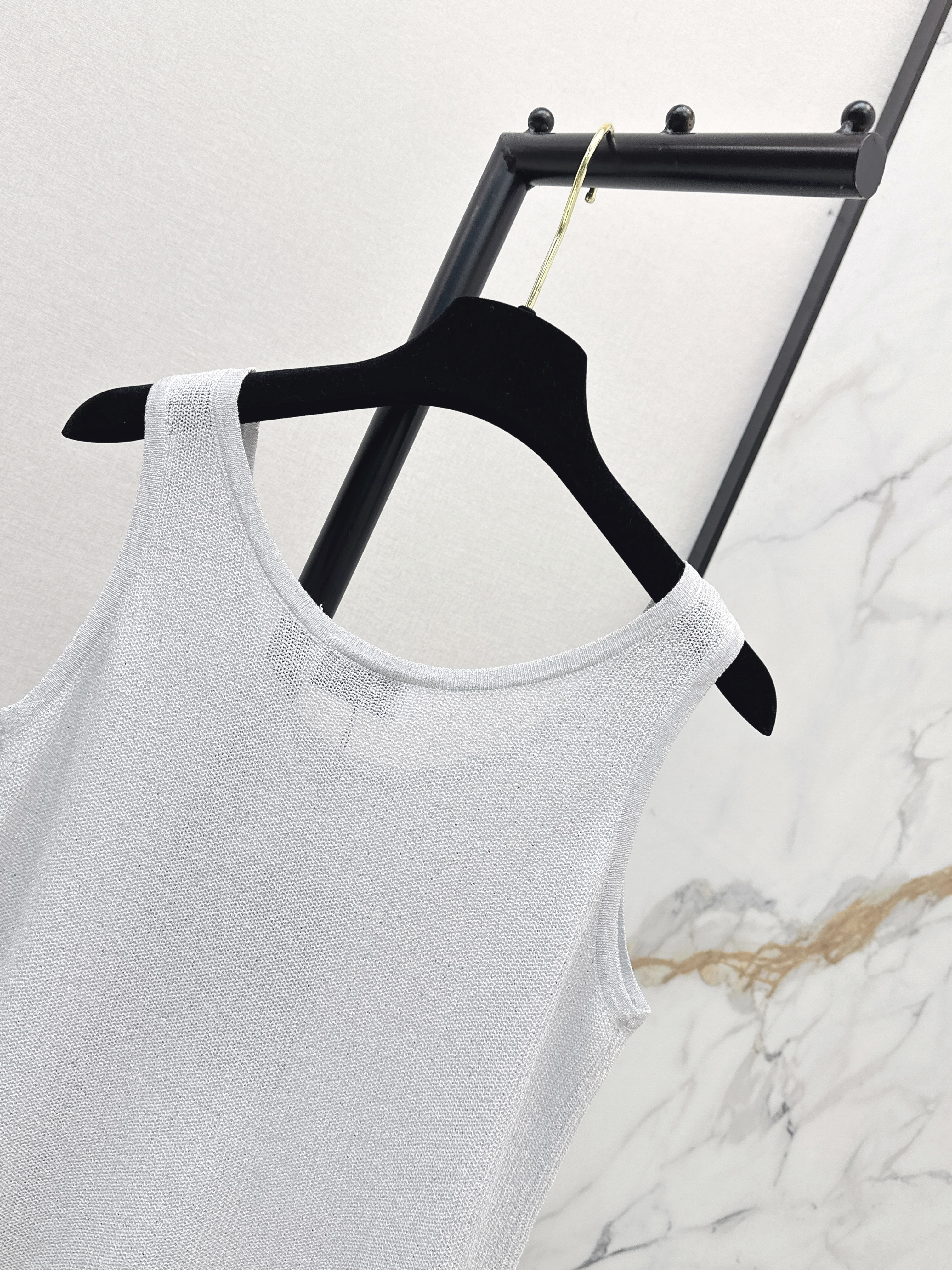 Chan 26ss rhinestone knit vest