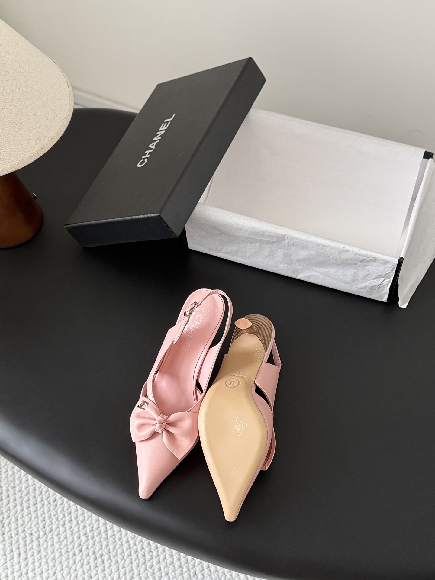 Chan 26ss bow slingback heel