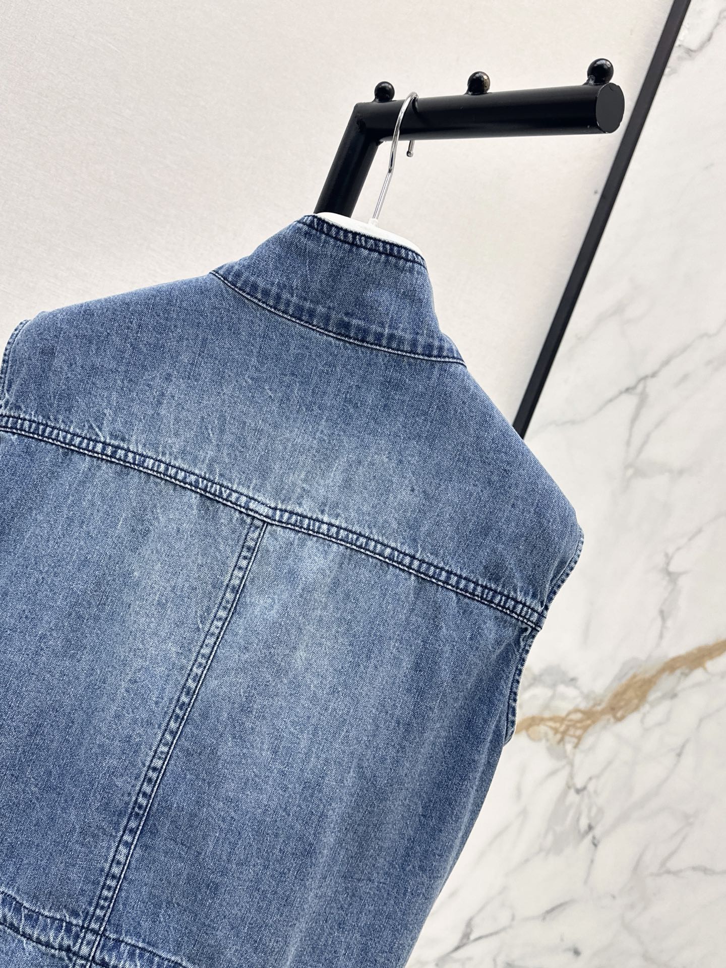 Monc 26ss denim vest