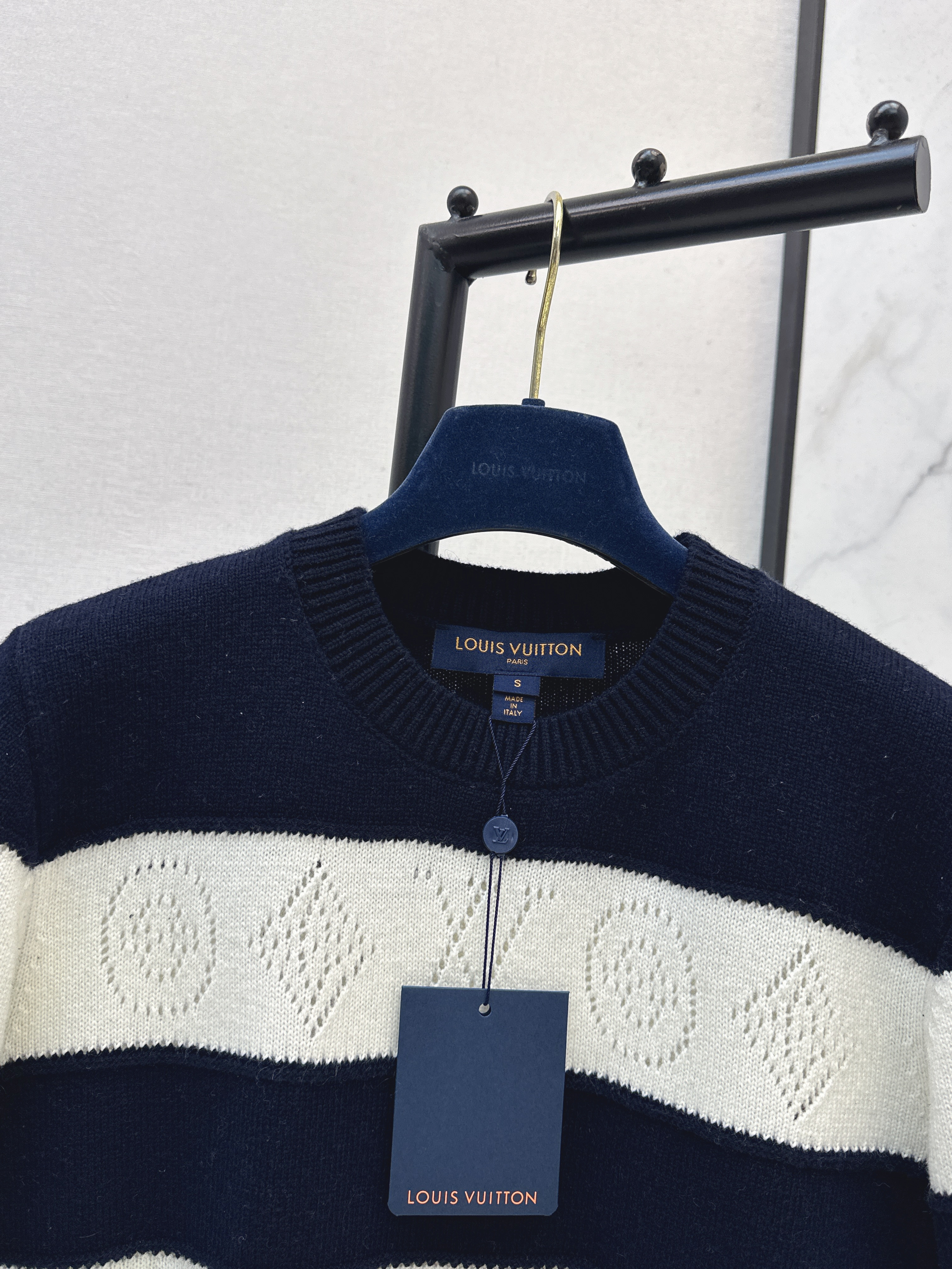 Loui 26ss stripe sweater