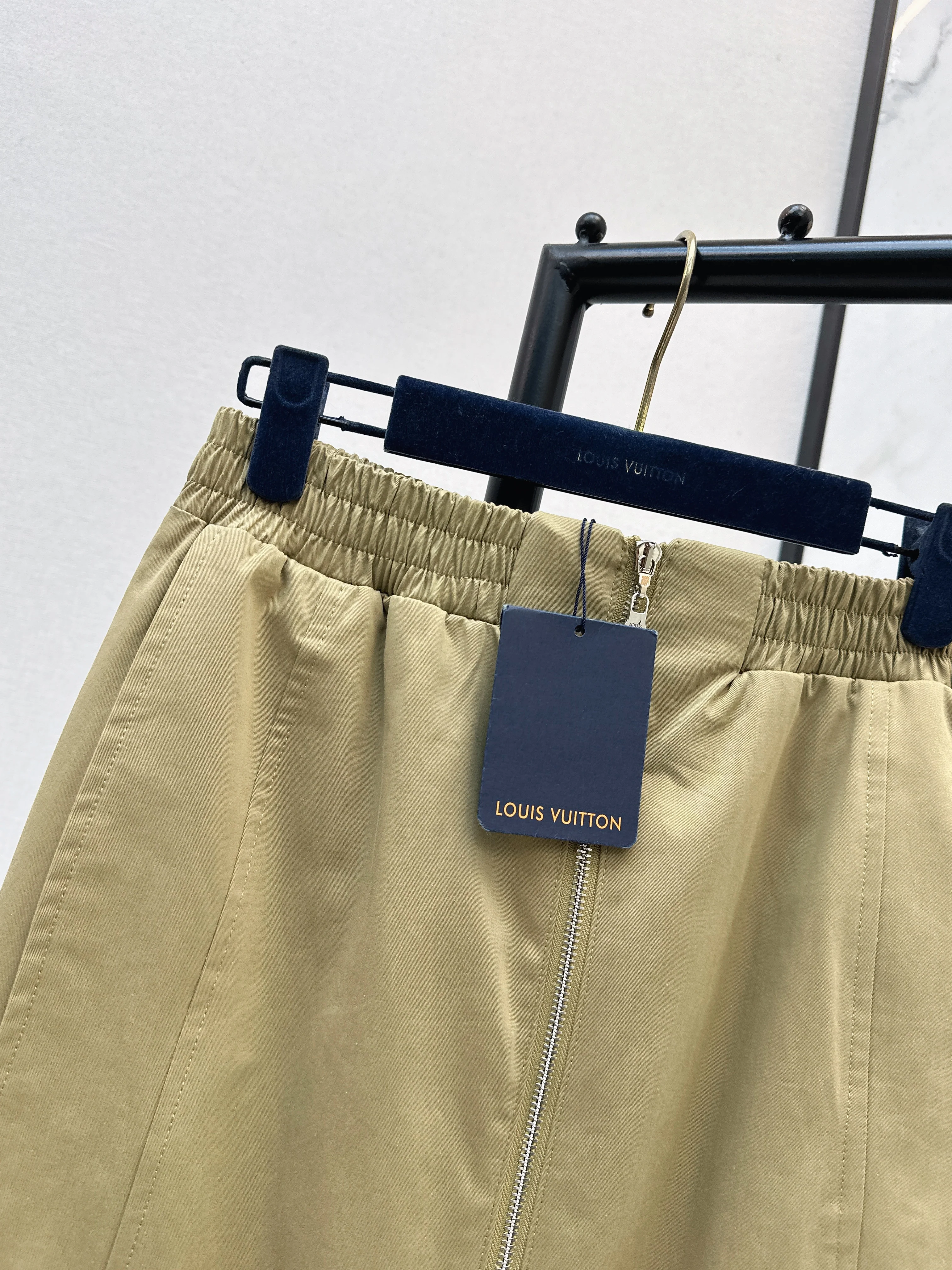 Louis 26ss high-waist skirts