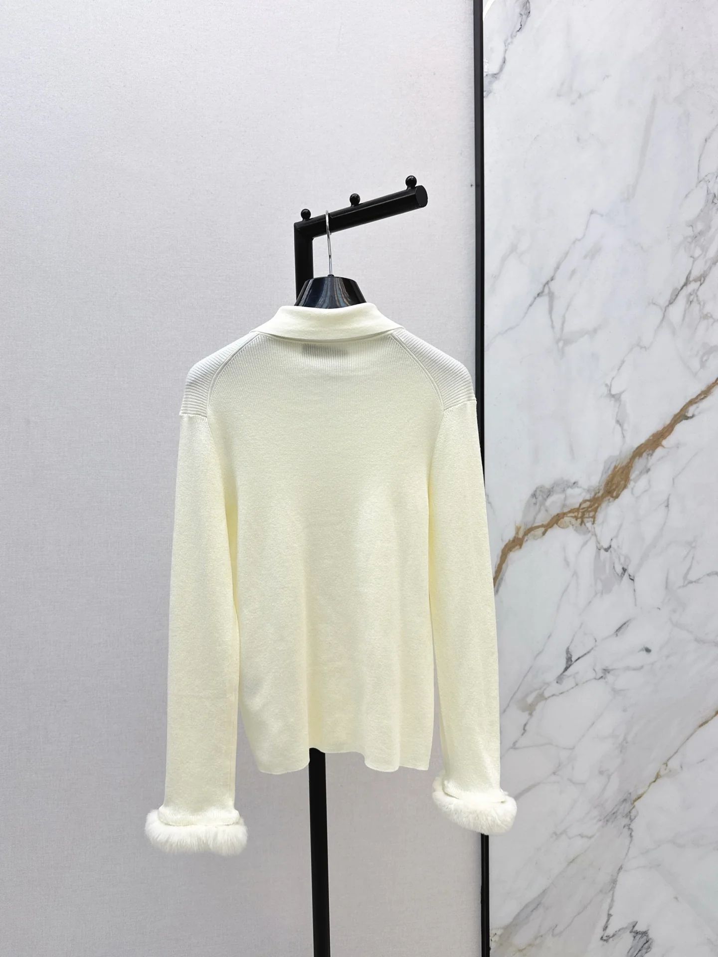 Fend  26ss knit cardigan