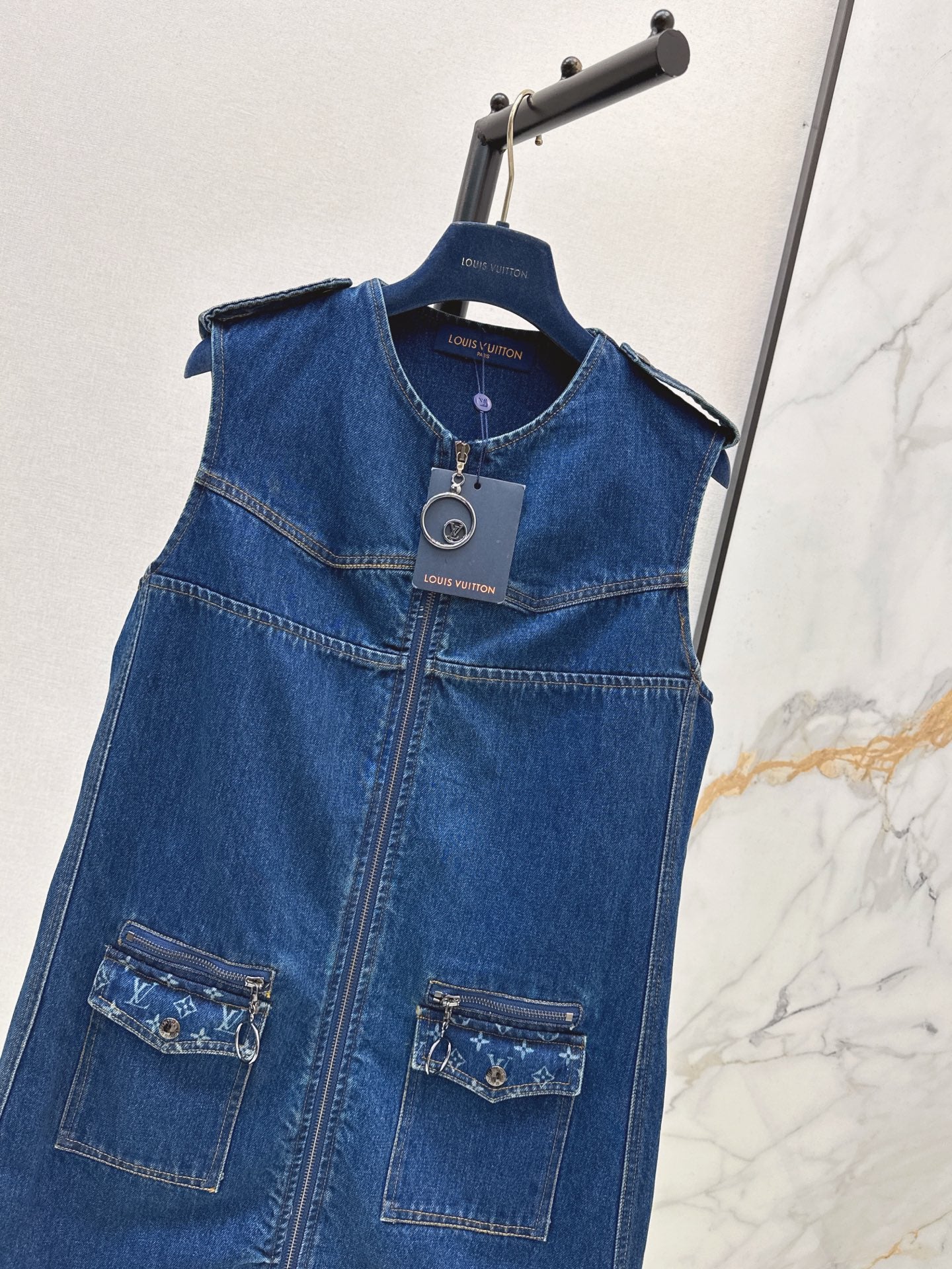 Louis 25fw sleeveless denim dress