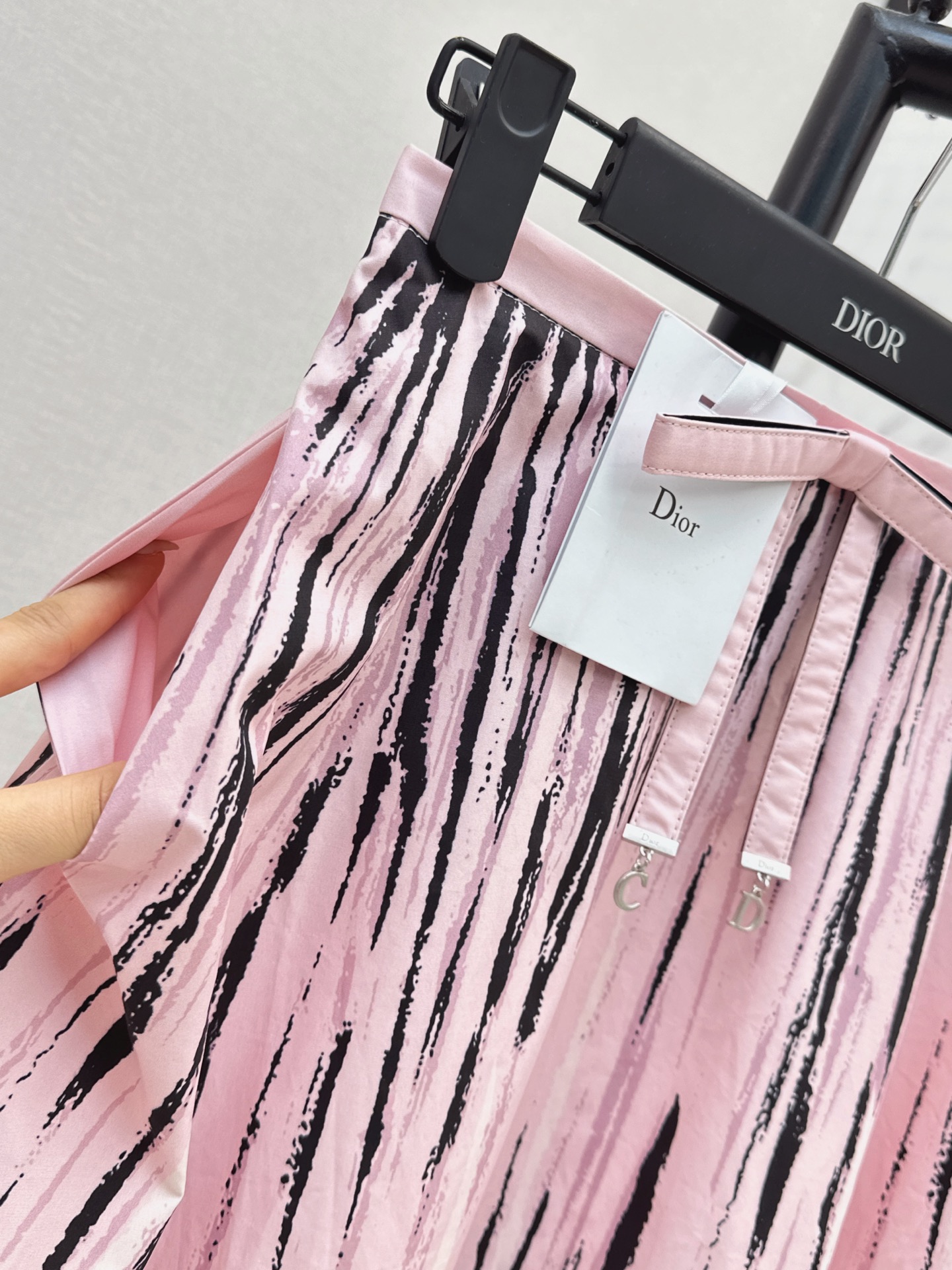 CD 26ss bow print pleated skirt