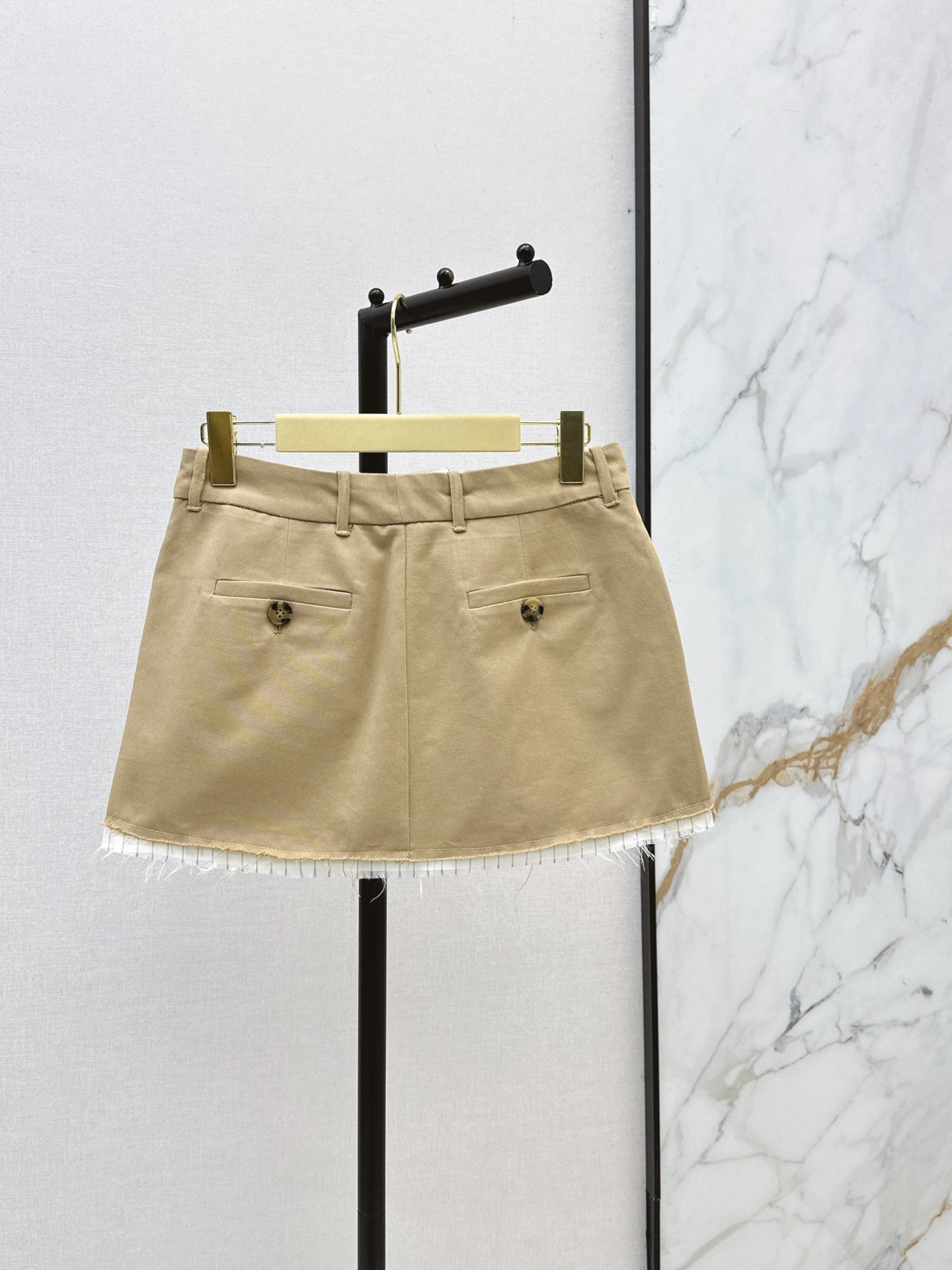 Miu 26ss contract suede mini skirt