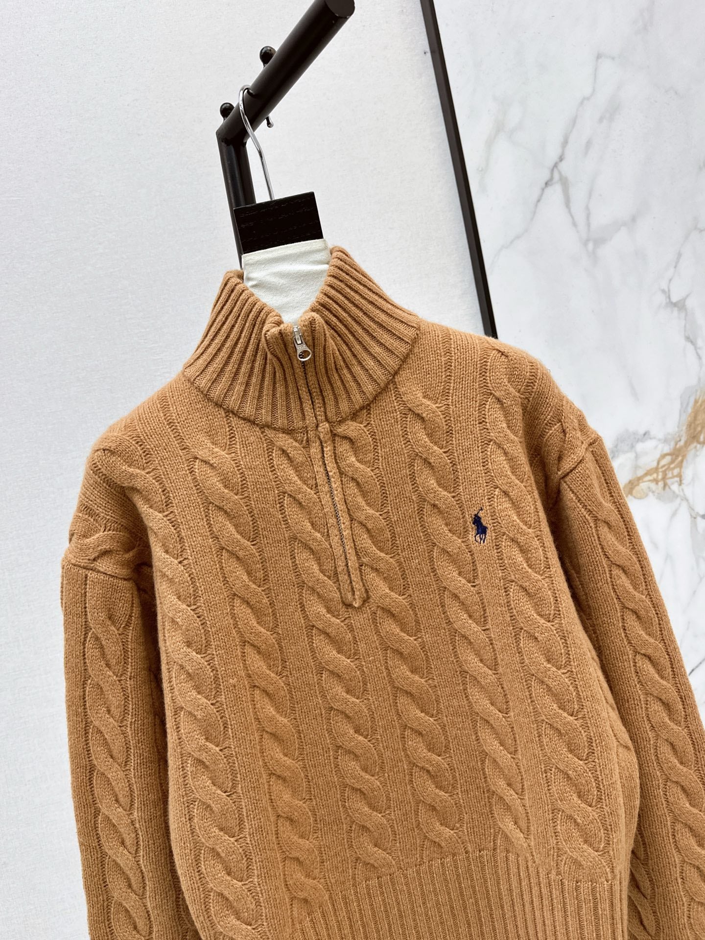 Ralp 25fw cable knit sweater