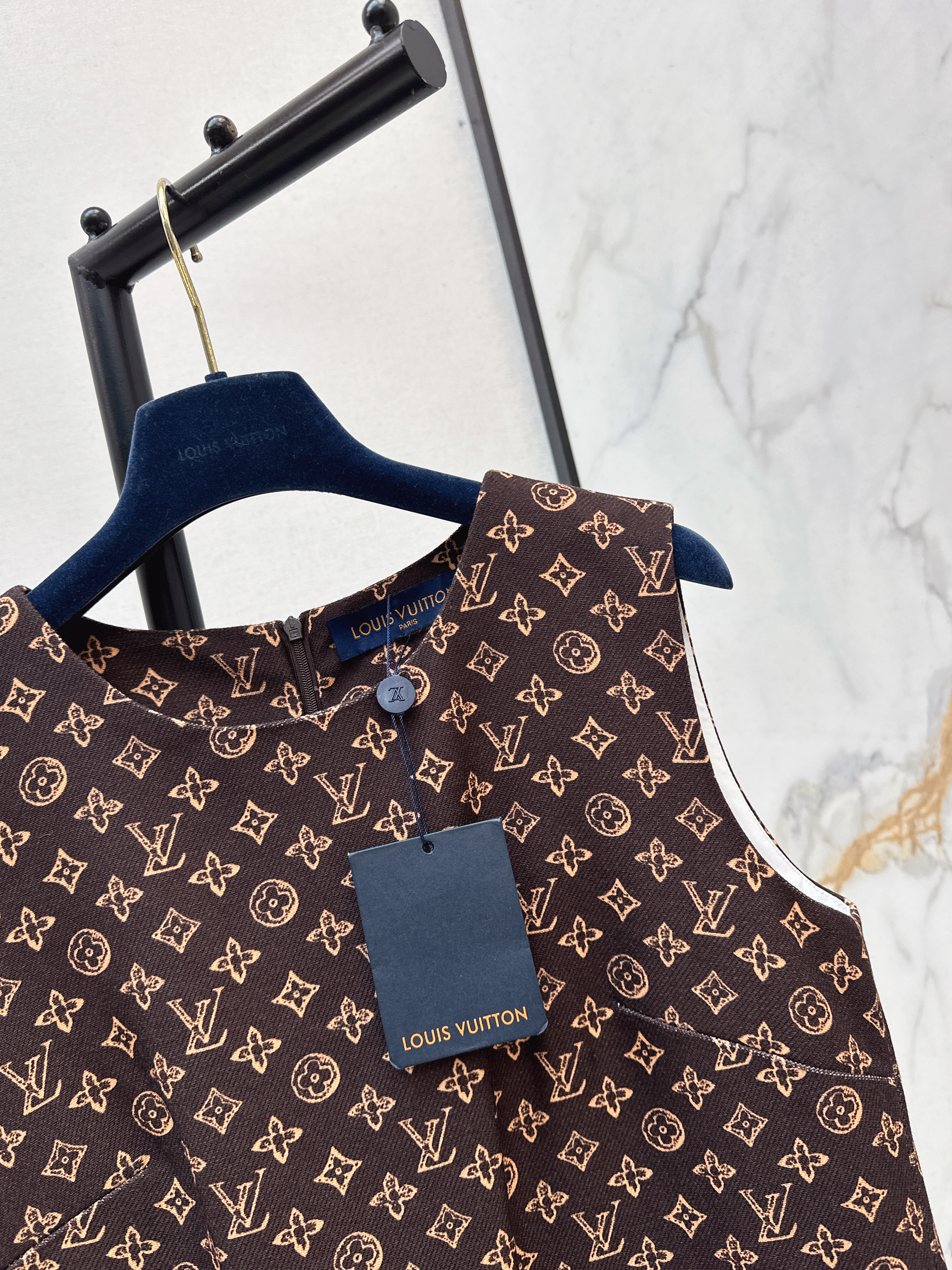 Louis 26ss print sleeveless dress