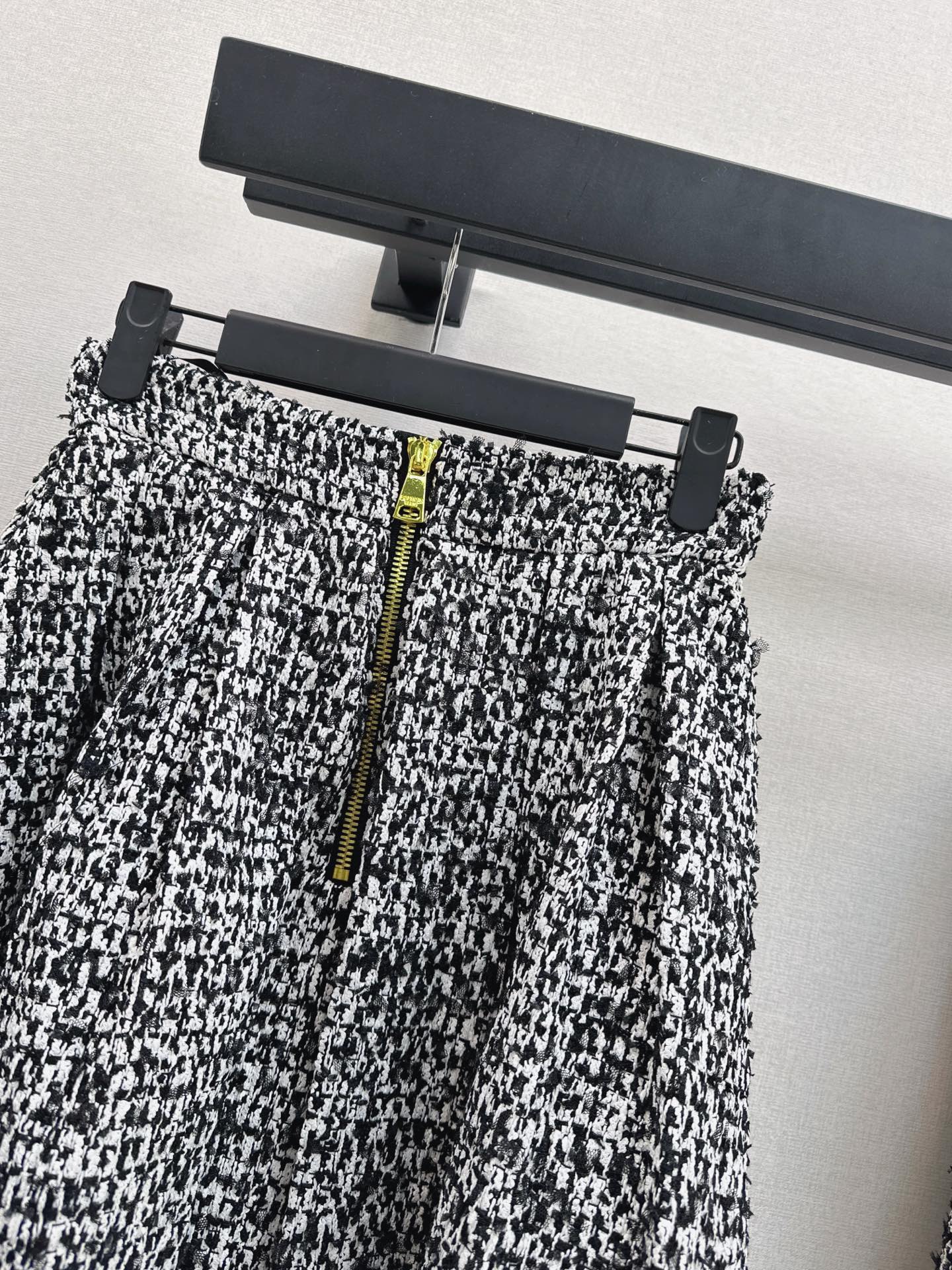 Bal 25fw pleated skirt