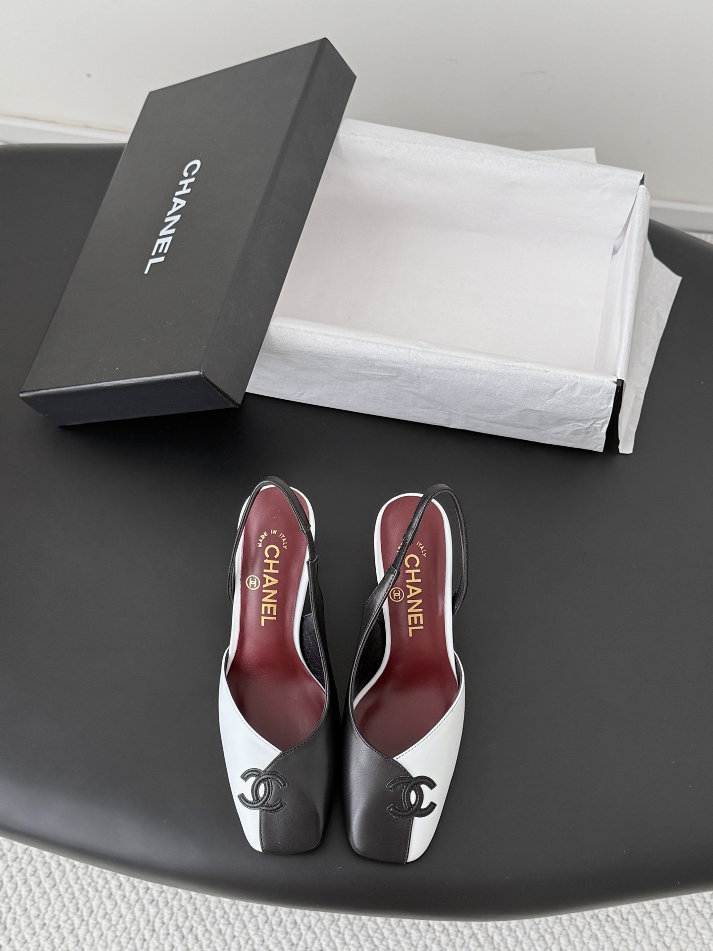 Chan 26ss slingback heel