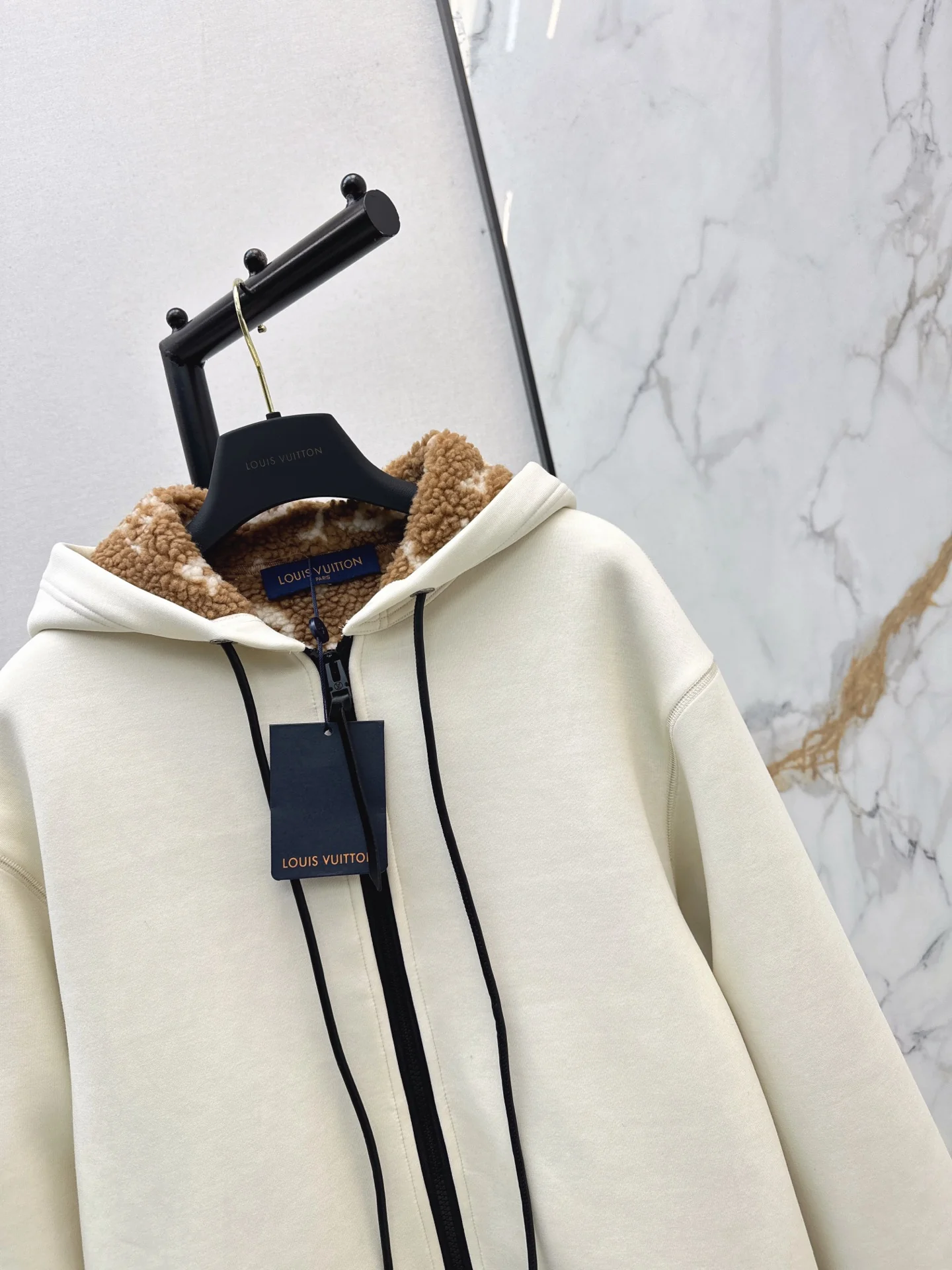 Louis 25fw drawstring jacket