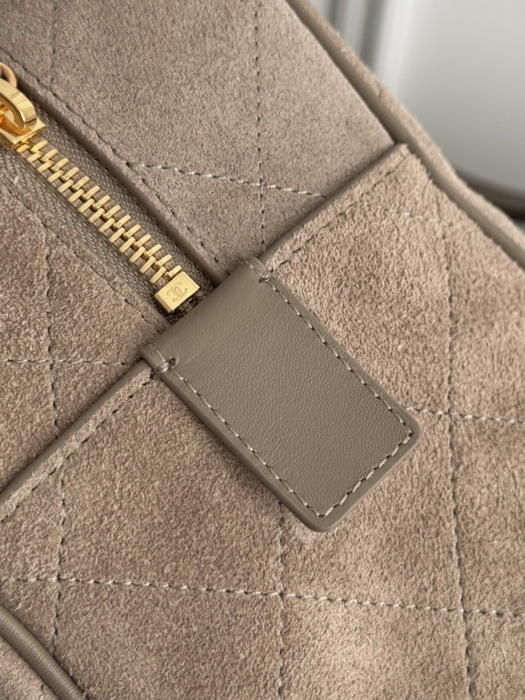 Chan 26S suede bowling bag