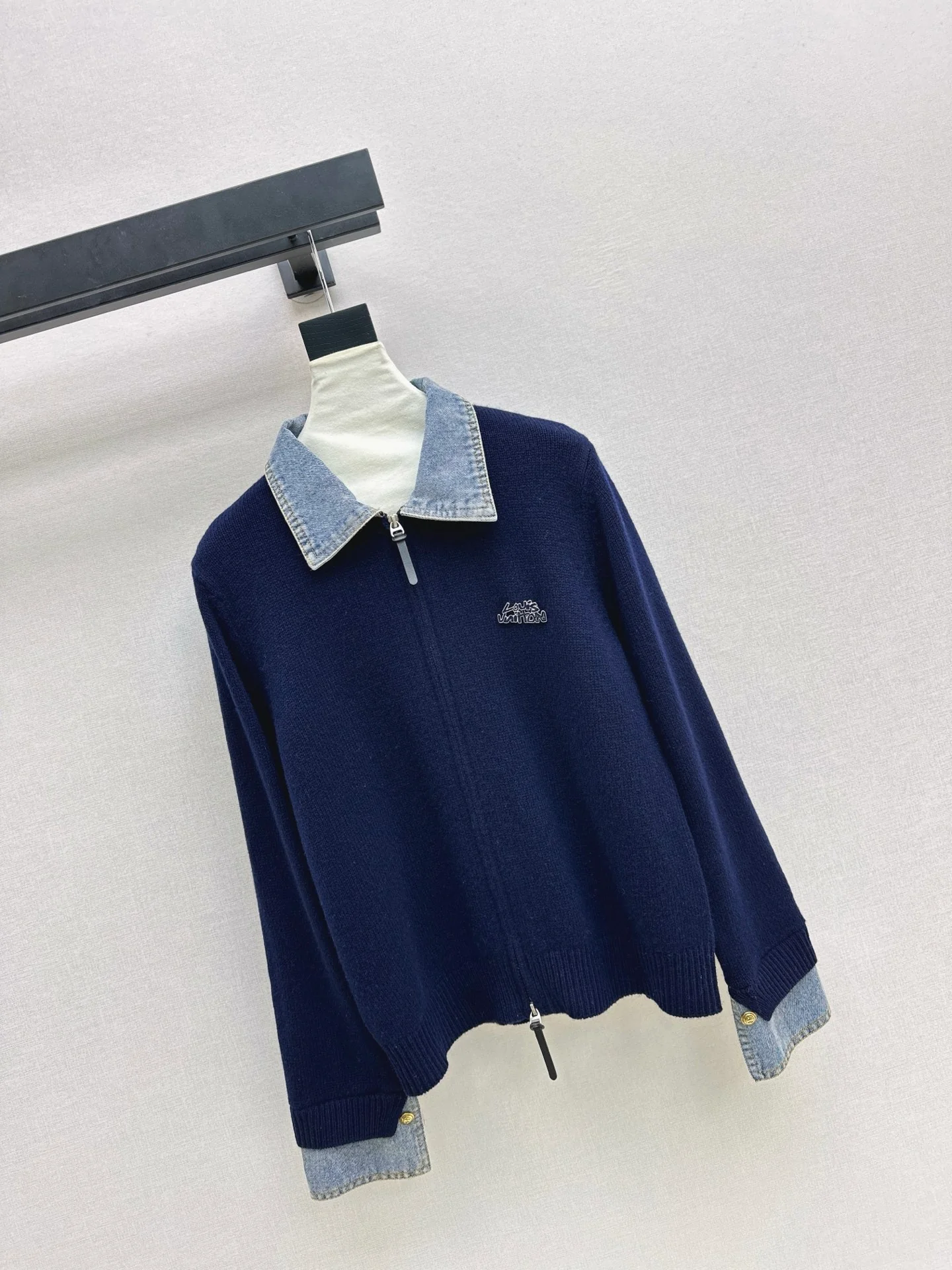 Loui 25fw polo cardigan