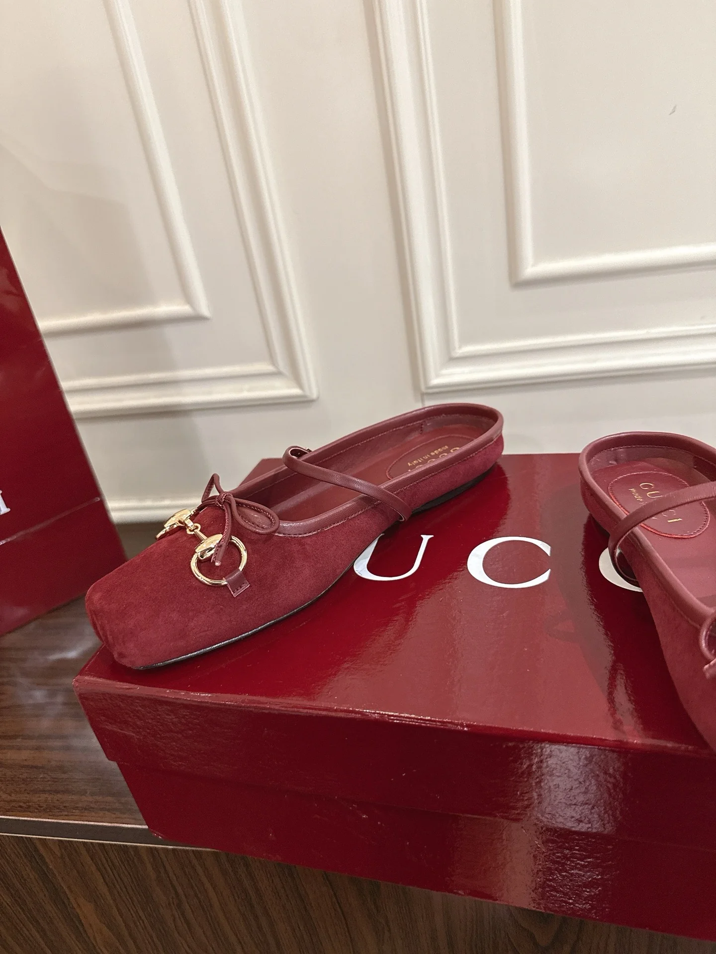 Guc 25fw mules