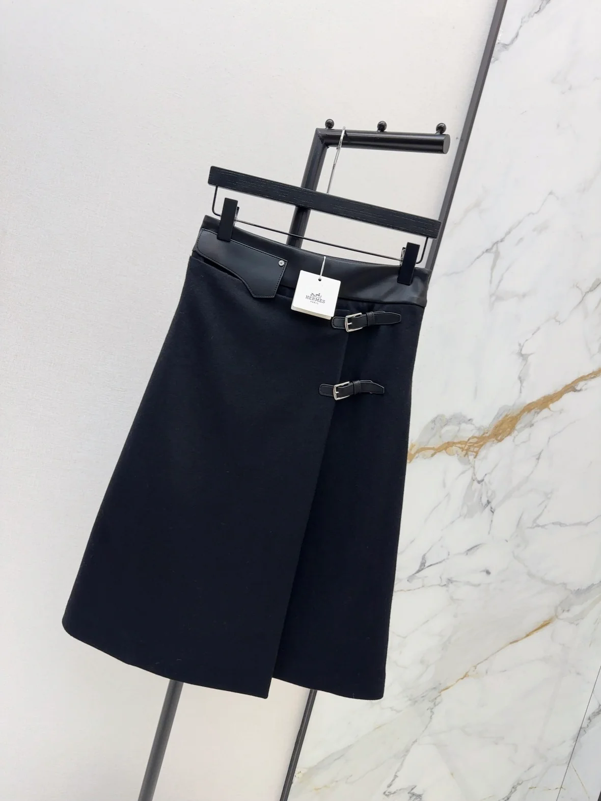 Herm 26ss contract pu skirts