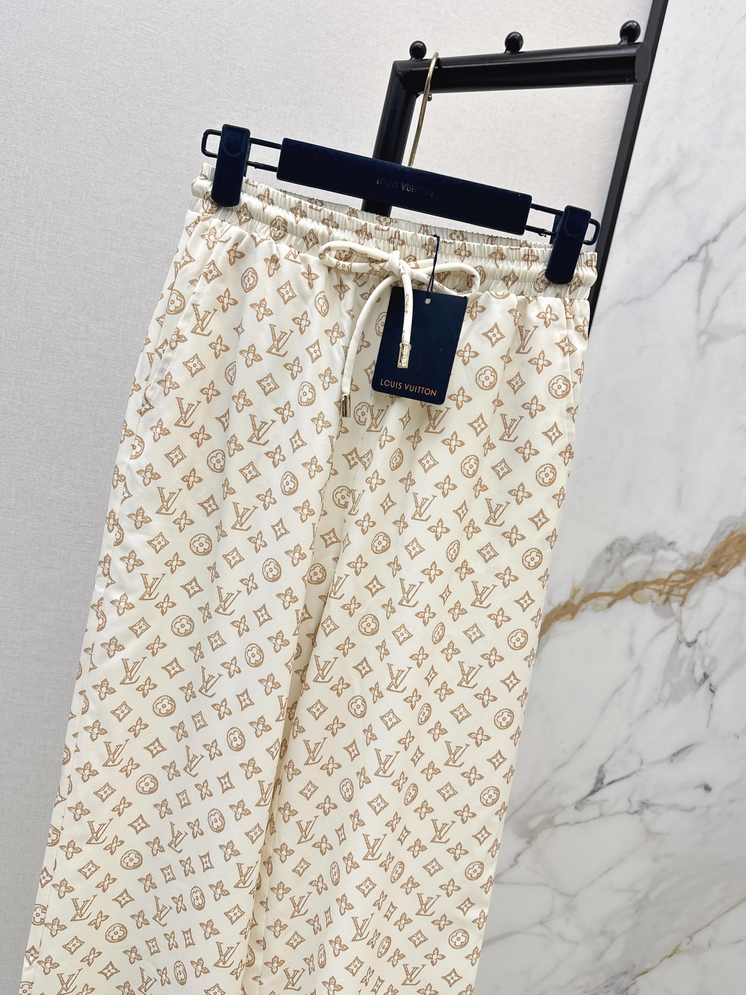 Louis 26ss casual pants