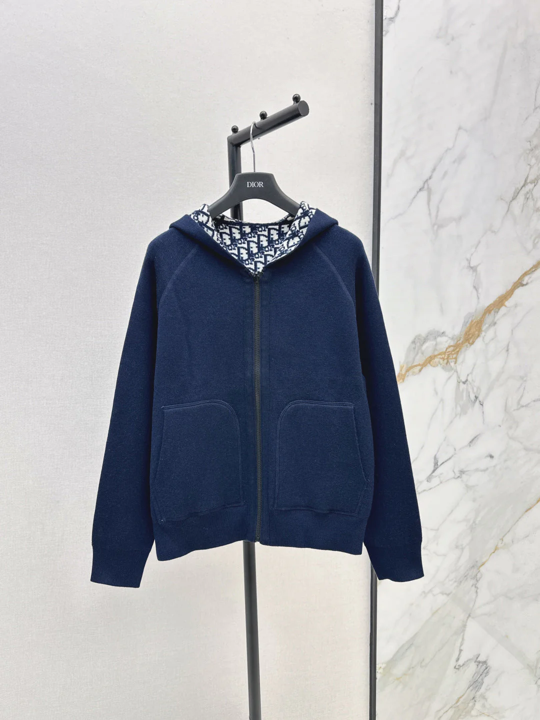 CD 25fw reversible jacket