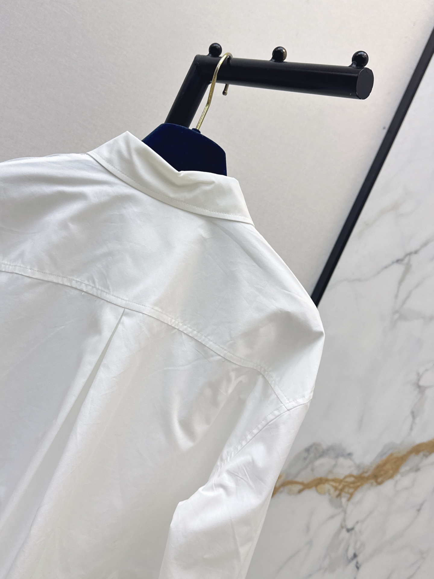 Loui 26ss embroidery cropped shirt