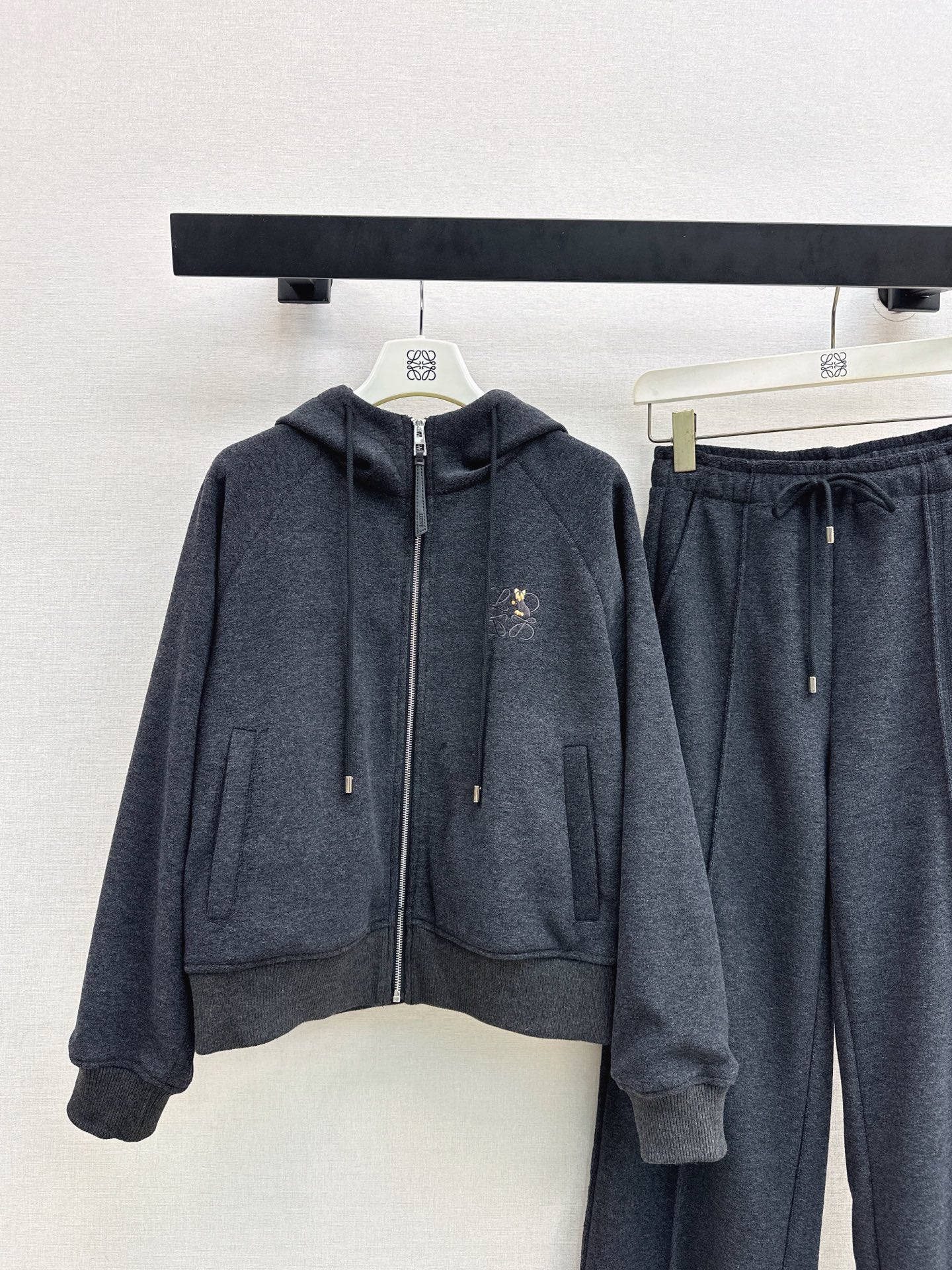 Loe 26ss outfit sets hooded jacket +pant