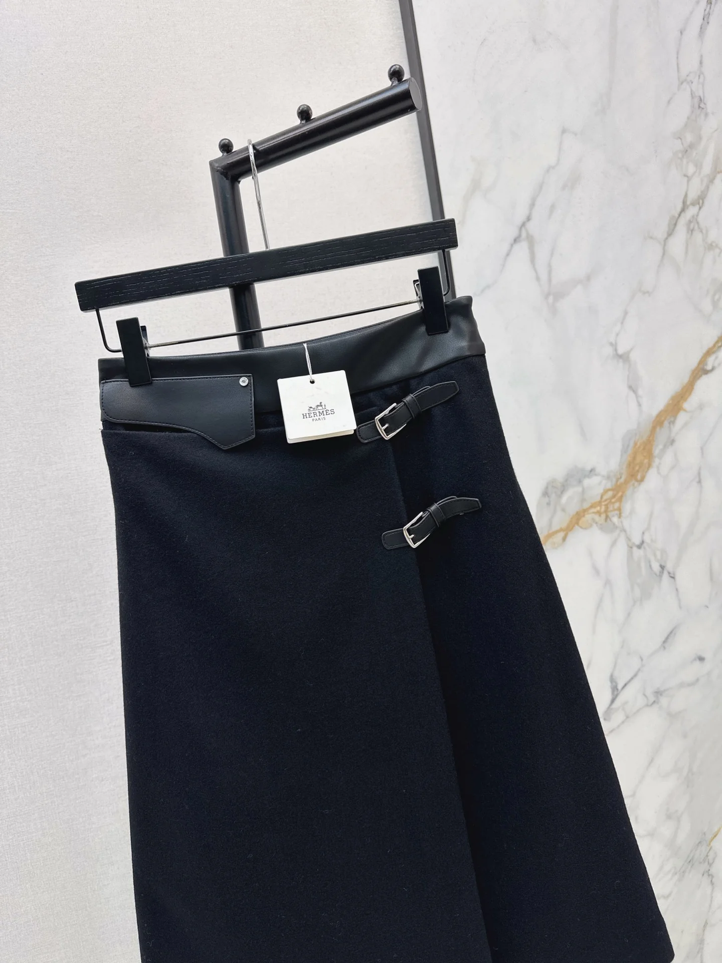 Herm 26ss contract pu skirts