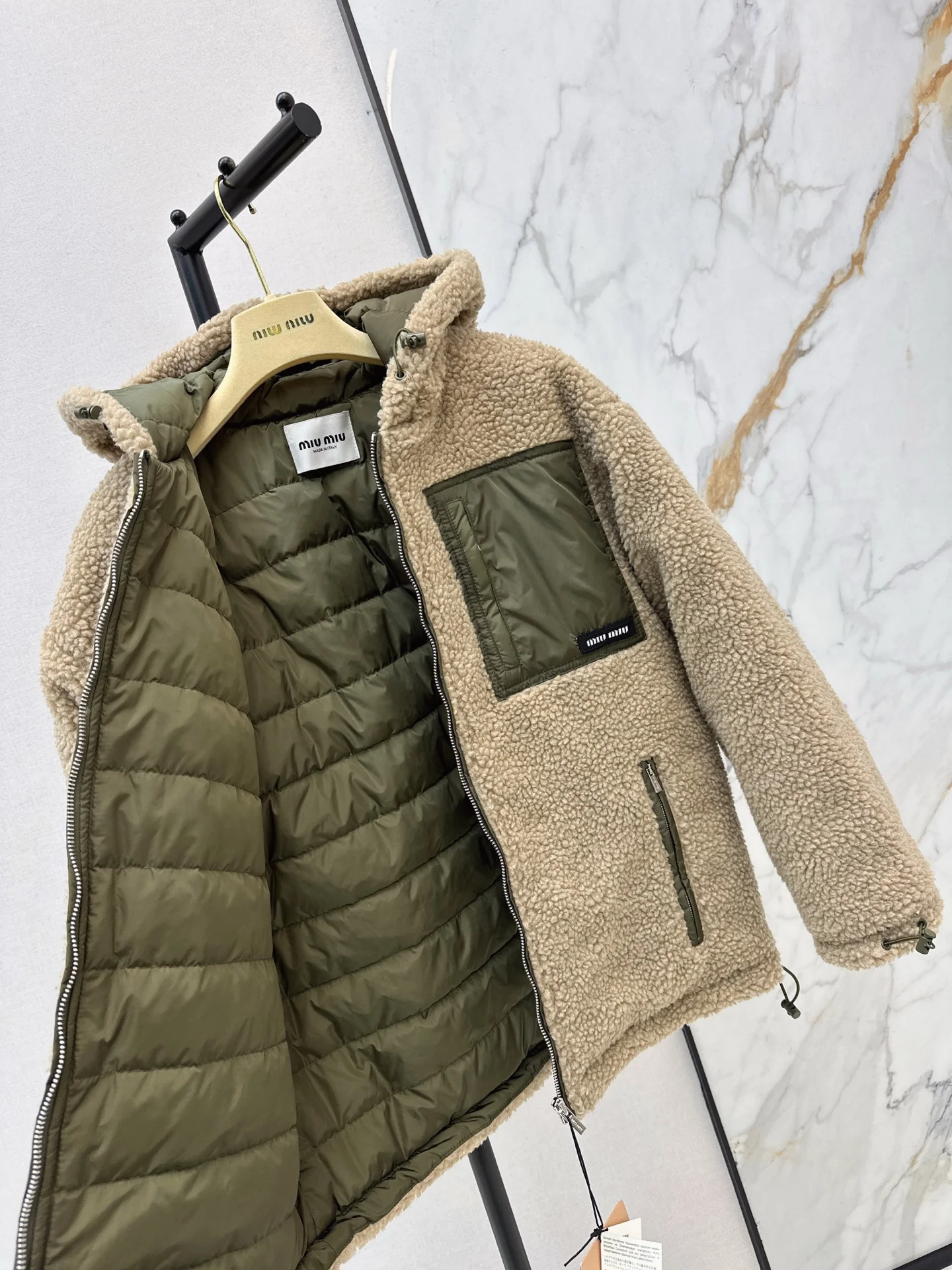 Miu 25fw lamp fleece jacket
