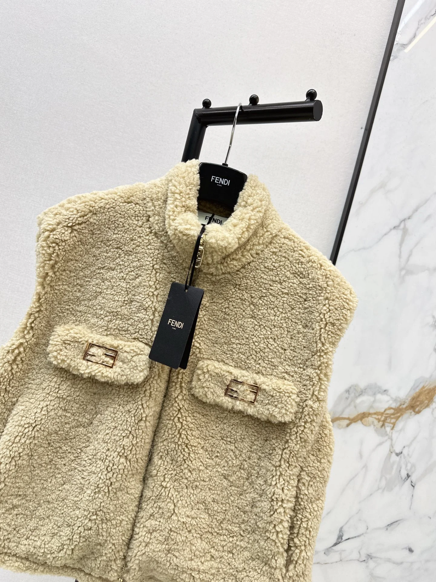 Fend 25fw fleece vest jacket