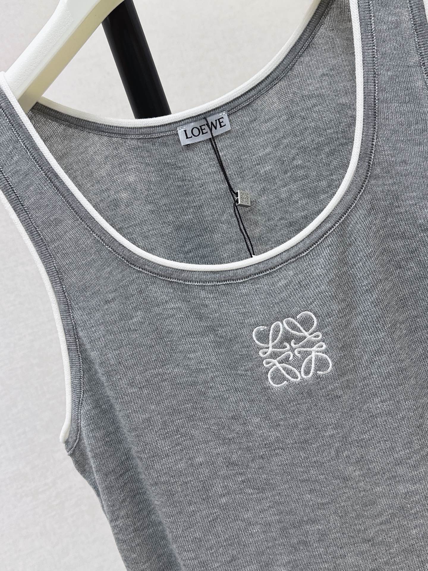 Loe 26ss knit vest