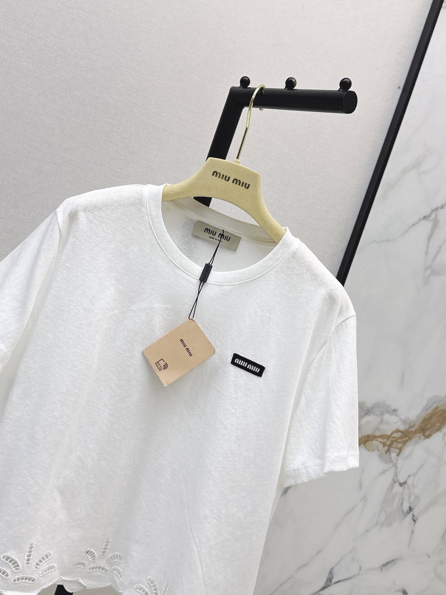 Miu 26ss embroidery t-shirt